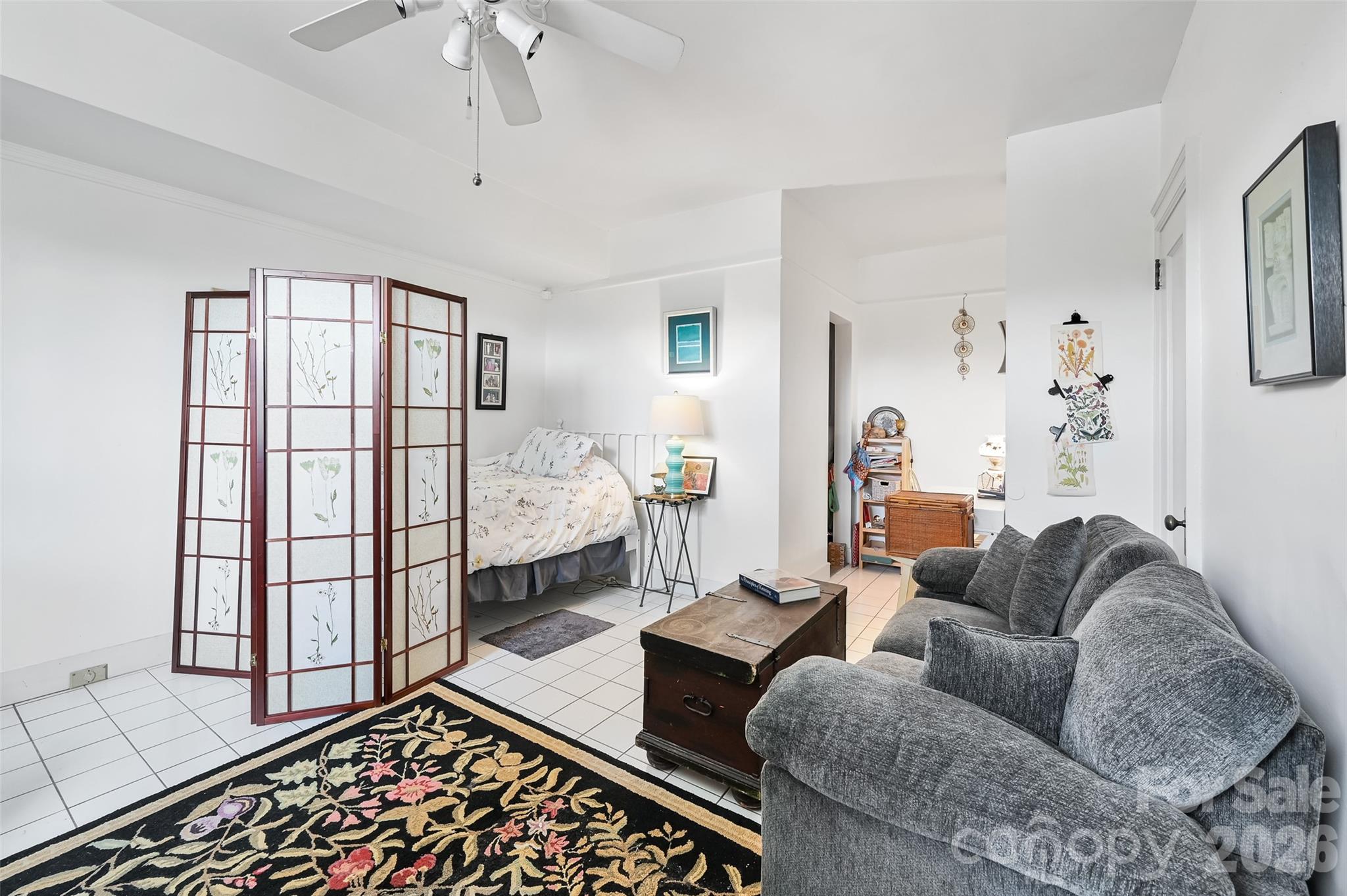 Skyland Downtown Apartments - Residential