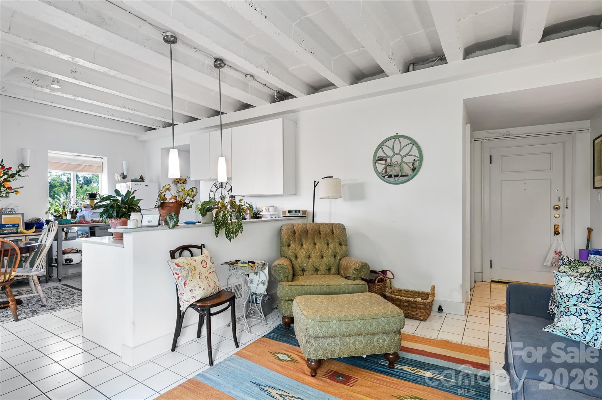 Skyland Downtown Apartments - Residential