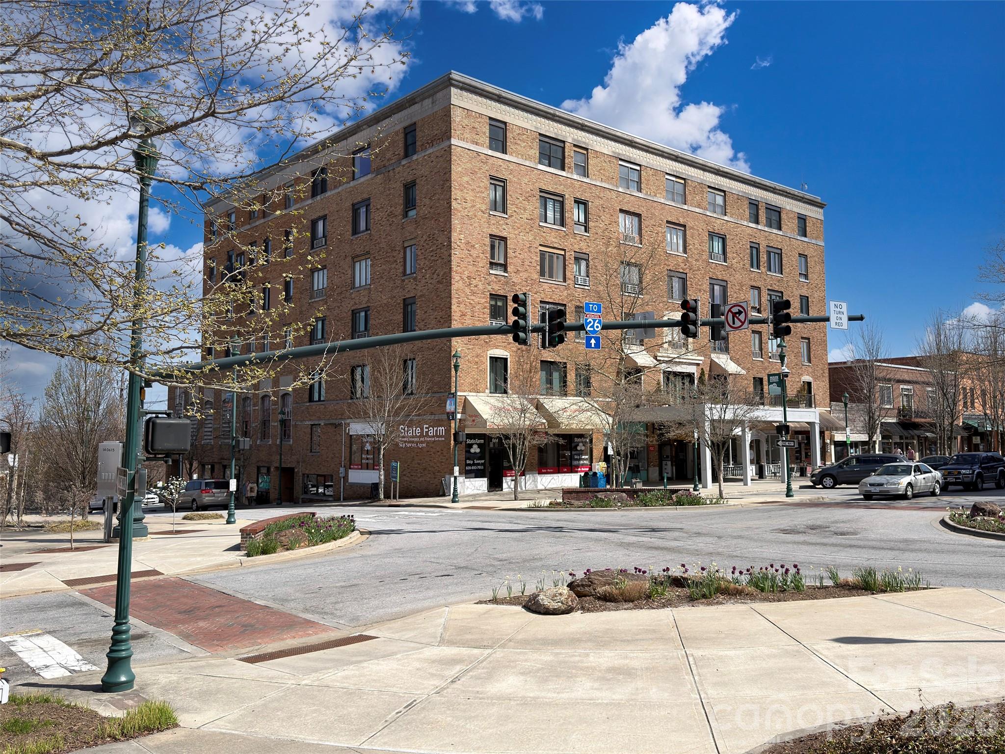 538 N Main Street 305-#308