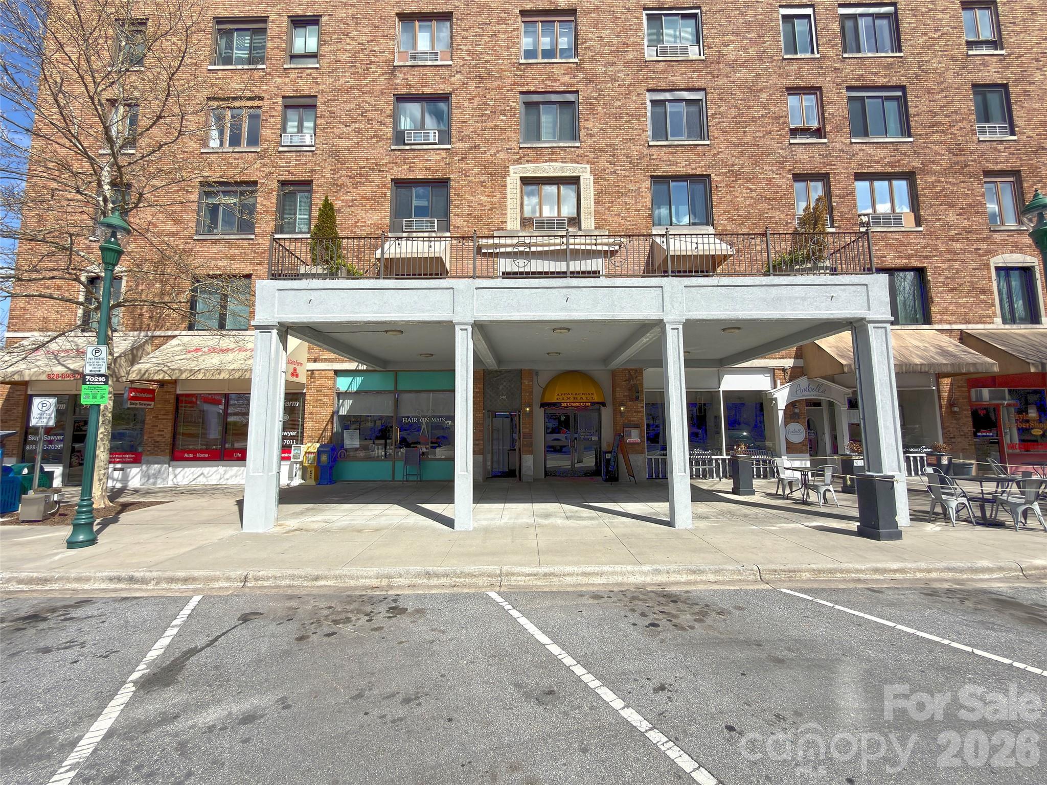 538 N Main Street 305-#308