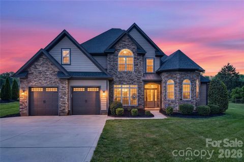 103 Webbed Foot Road Mooresville NC 28117