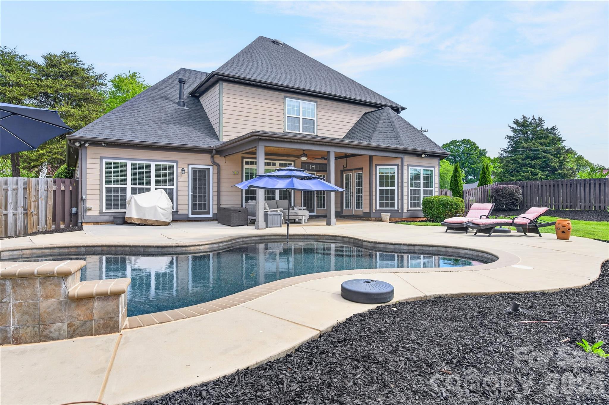 Mallard Head - Residential