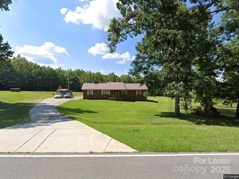 Photo of 1504 Hwy 145 Highway, Lilesville, NC 28091 (MLS # 4313947)