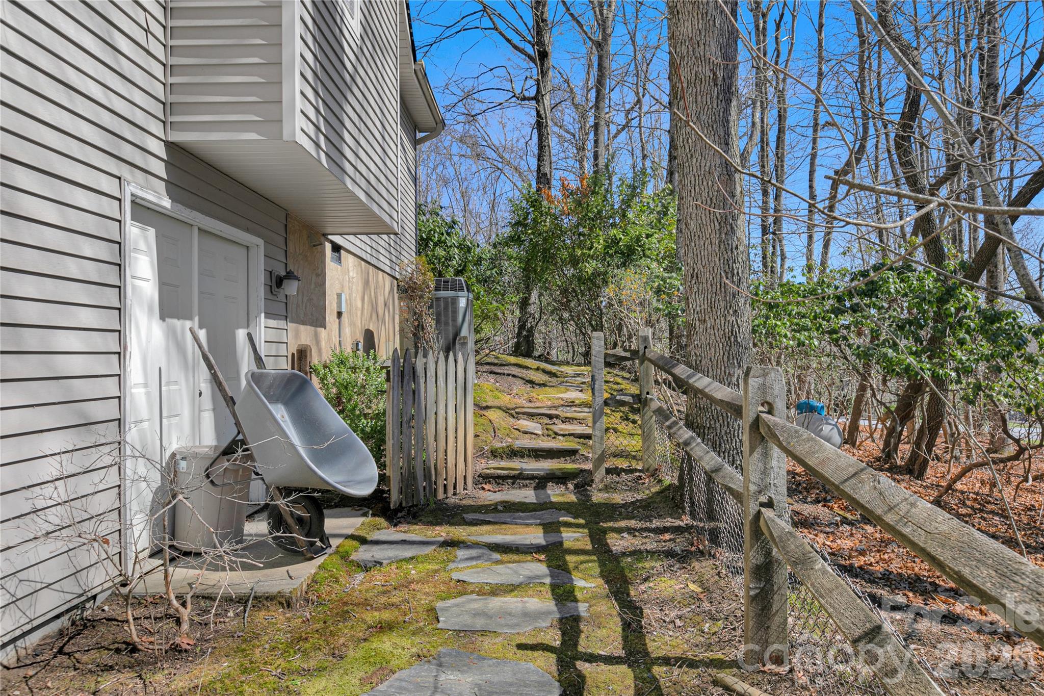 Connestee Falls - Residential