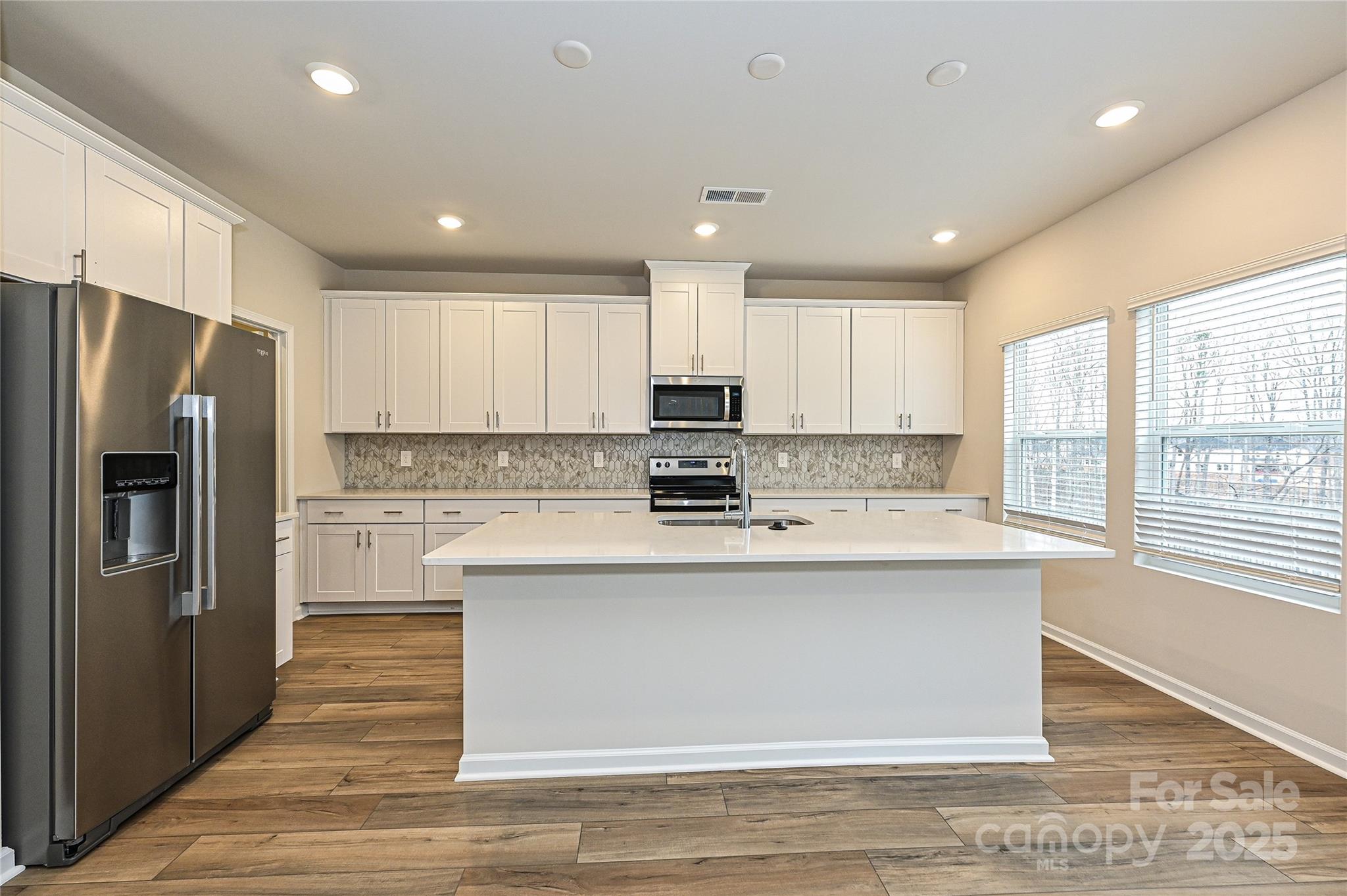 2136 Sunflower Circle
