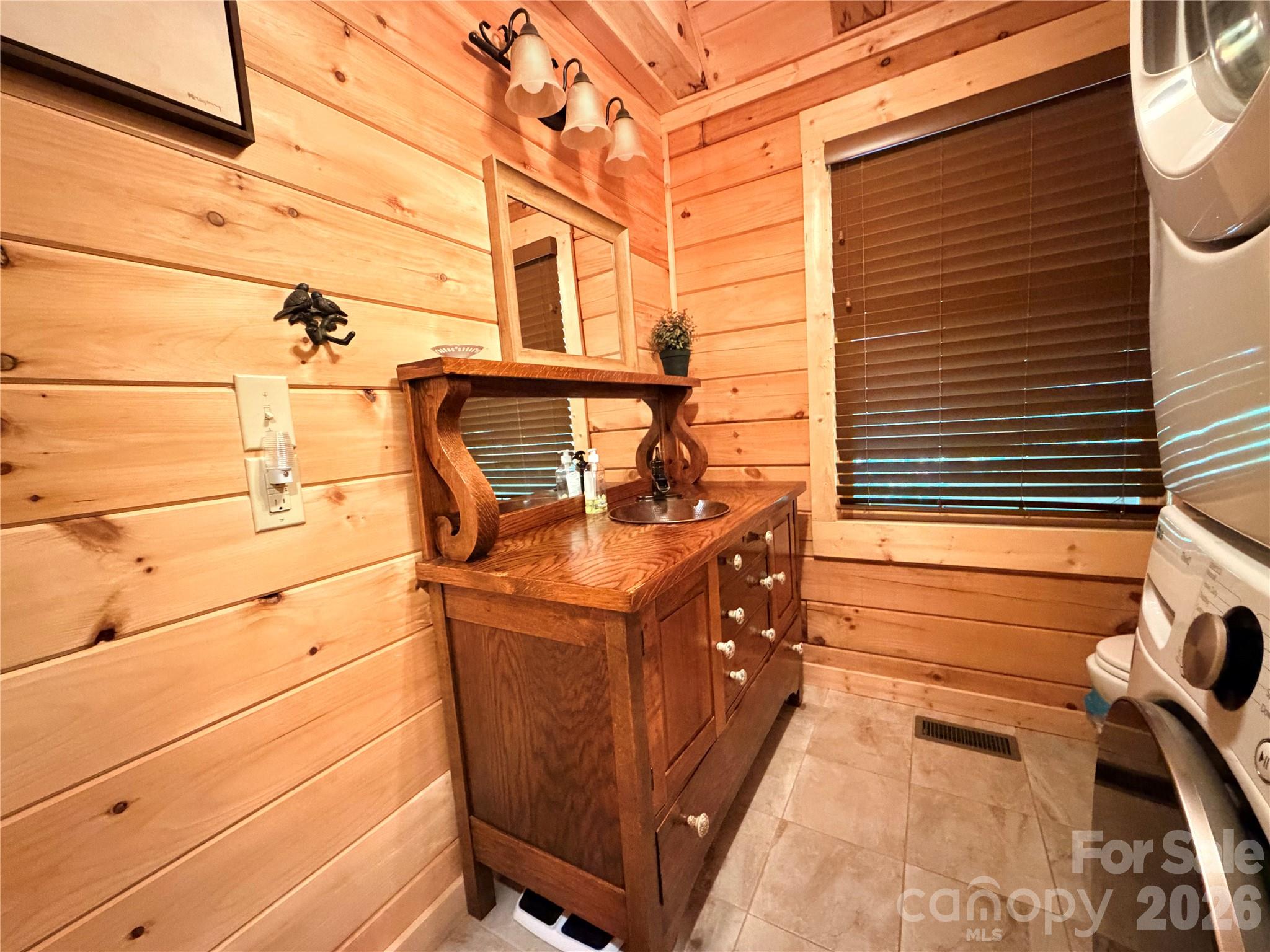143 Redbird Drive 212, 213