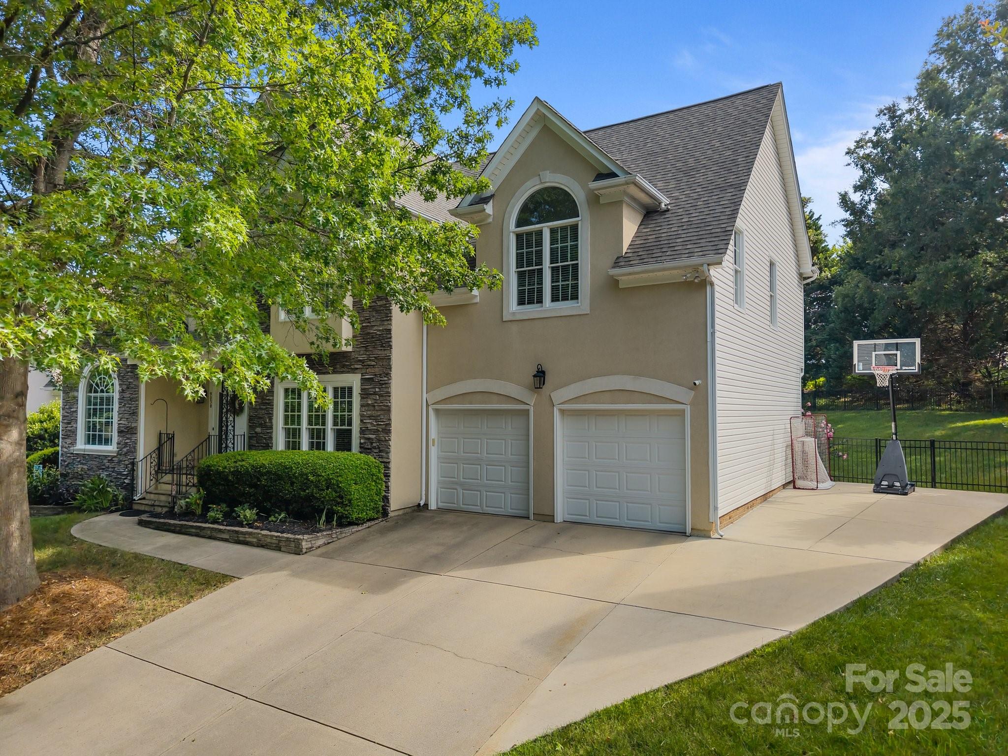 9038 Sandpiper Drive