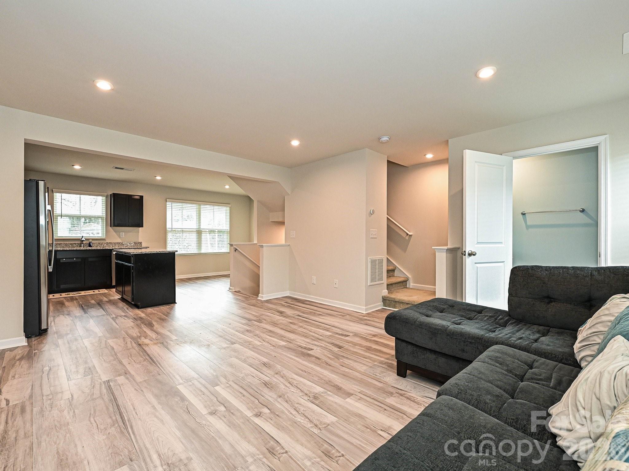 Woodford Green - Residential