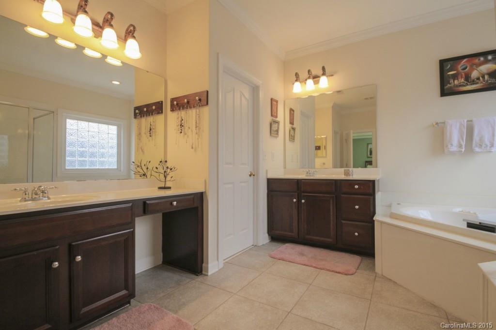 MacAulay - Residential