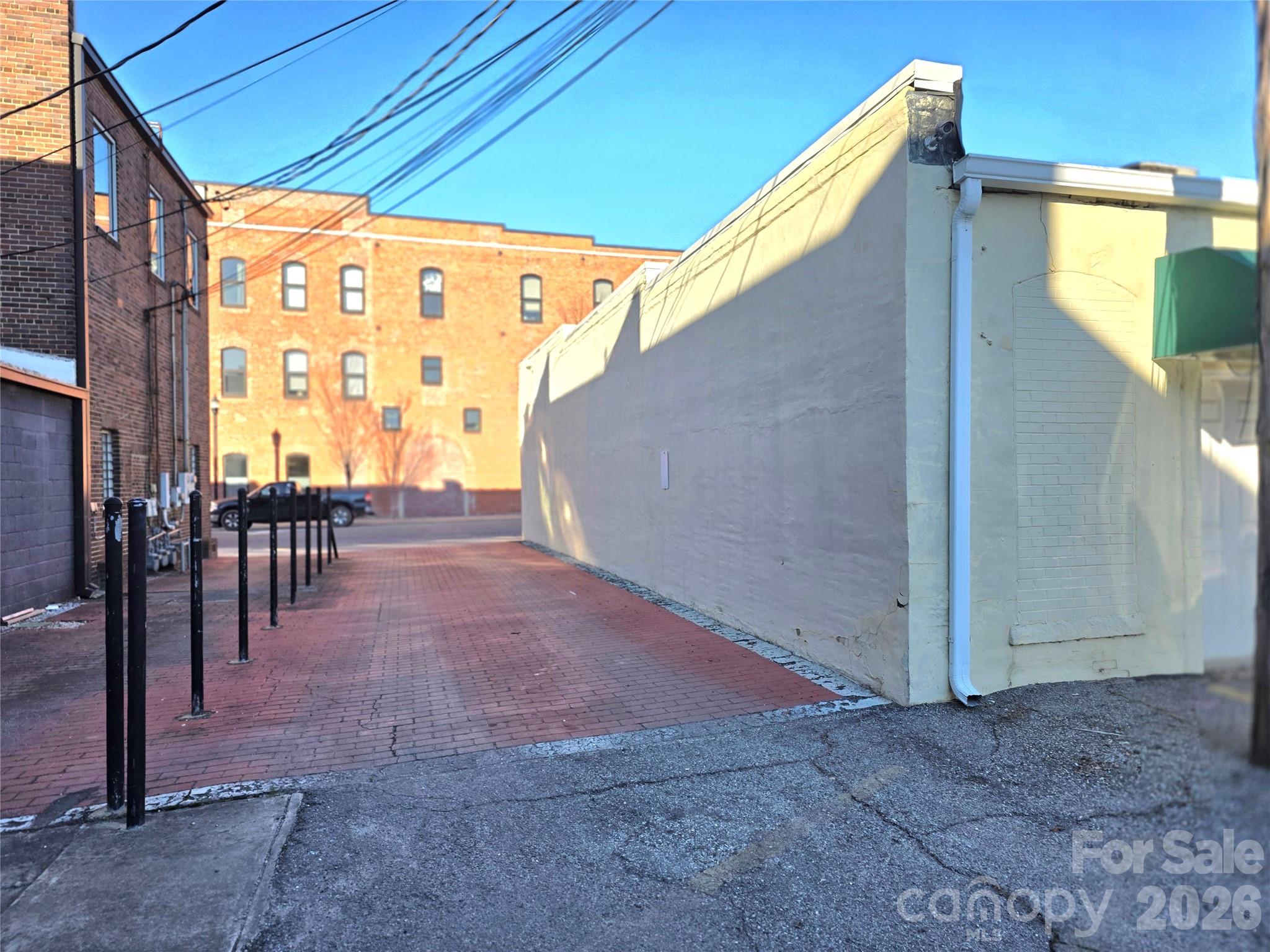 128 Dr Martin Luther King Jr Way