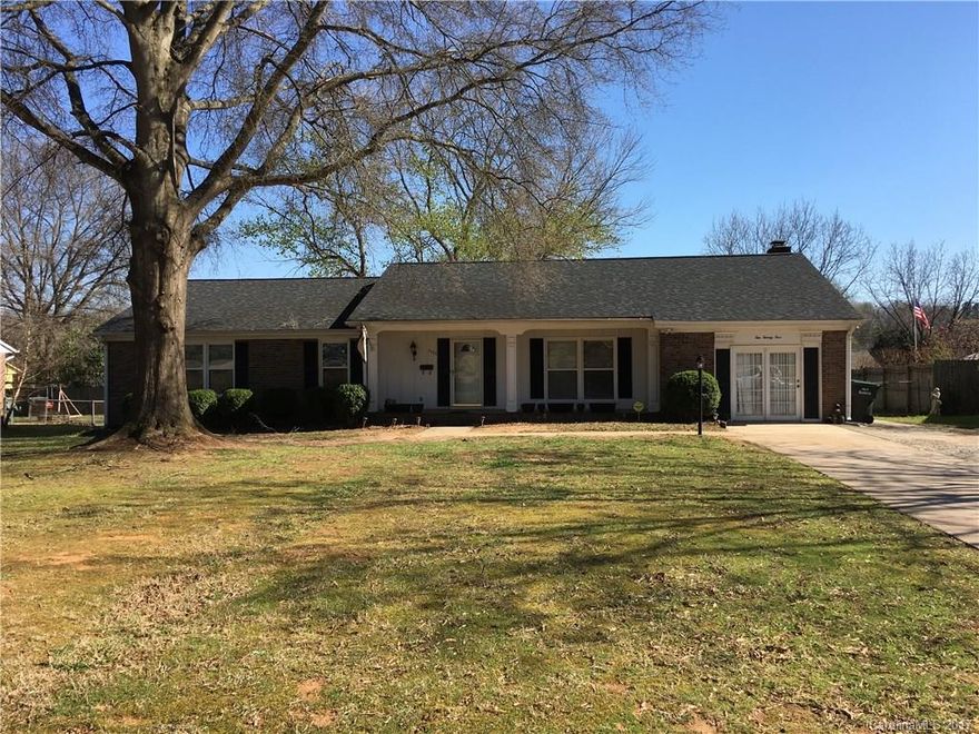 Home sweet home! This beautifully decorated full brick 4-bedroom 2-bath home has nice upgrades of tile and granite, marble fireplace with gas logs, Attic Fan, Fenced backyard, complete with All Faux Blinds, Front Loading Washer & Dryer with Pedestals, Stainless Steel Double Oven, Cook-Top Range & Stainless Steel Under Counter Microwave, Dishwasher & Stainless Steel Refrigerator. Has Tank-less Water Heater so you never run out of hot water. Sherwood district convenient to shopping and schools.