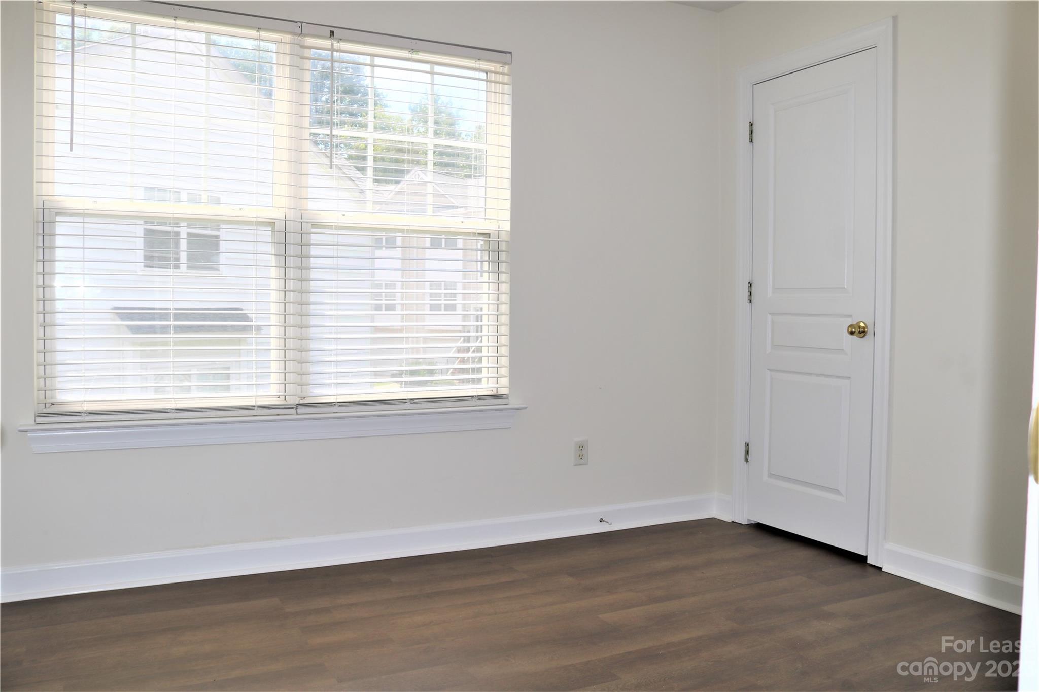 Avalon at Mallard Creek - Residential Lease