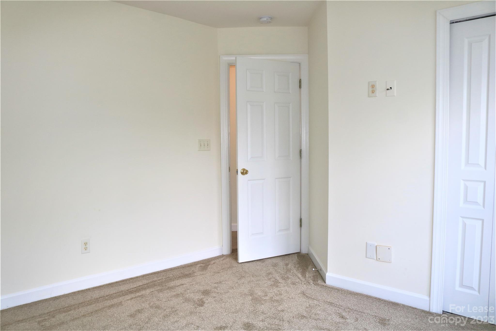 Avalon at Mallard Creek - Residential Lease