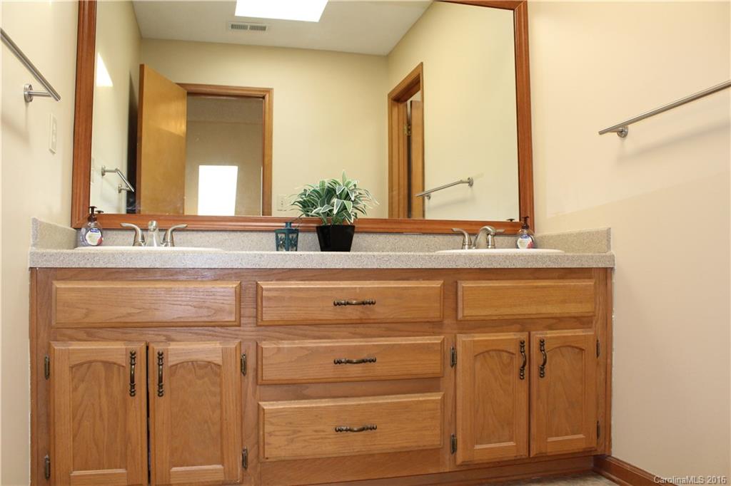 Cameron Acres - Residential