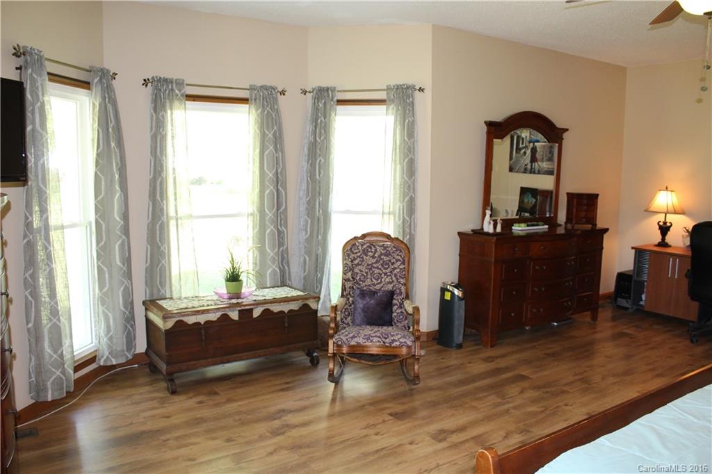 Cameron Acres - Residential