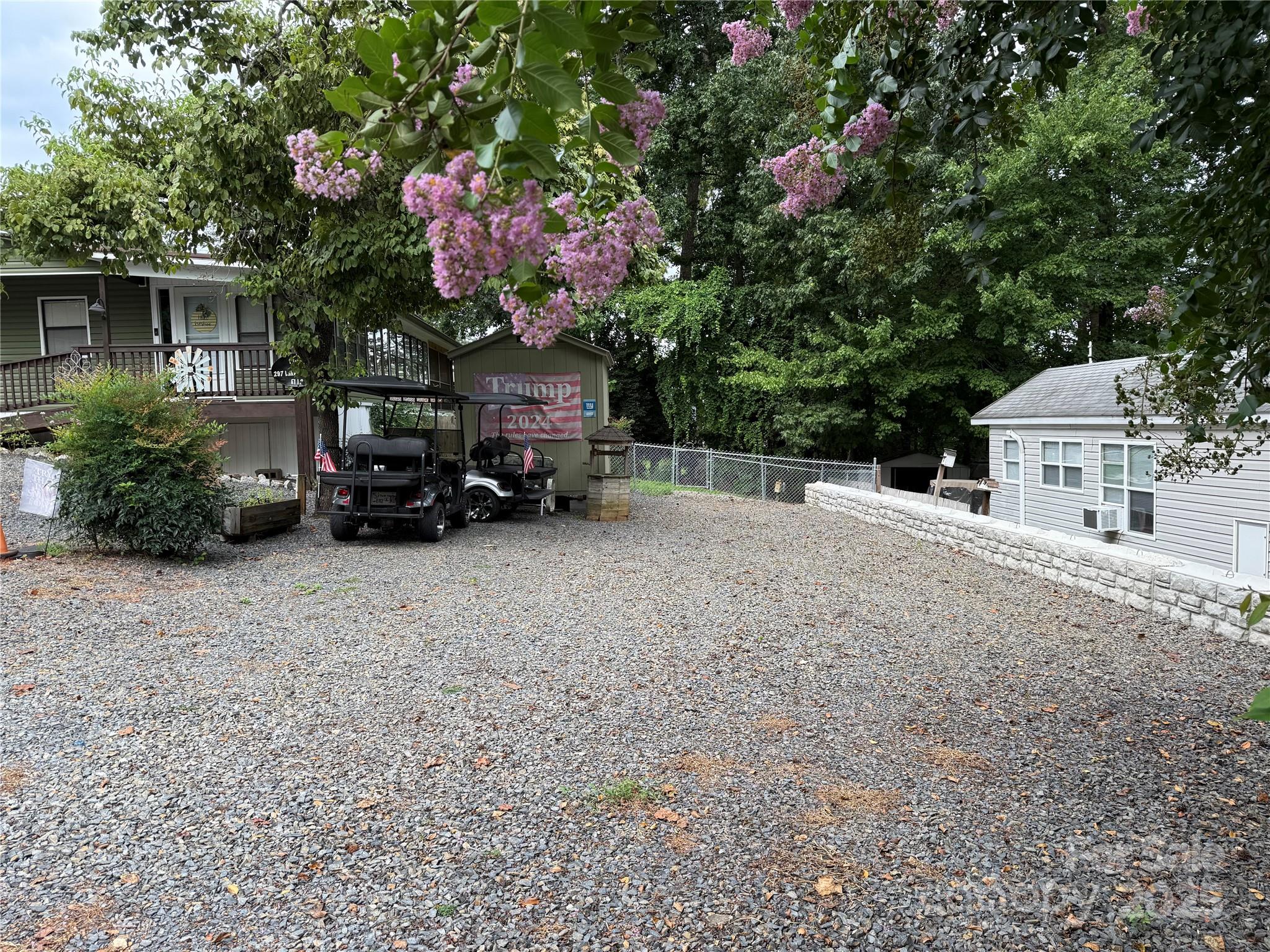 297/299 Lake Tillery Trail E112/113