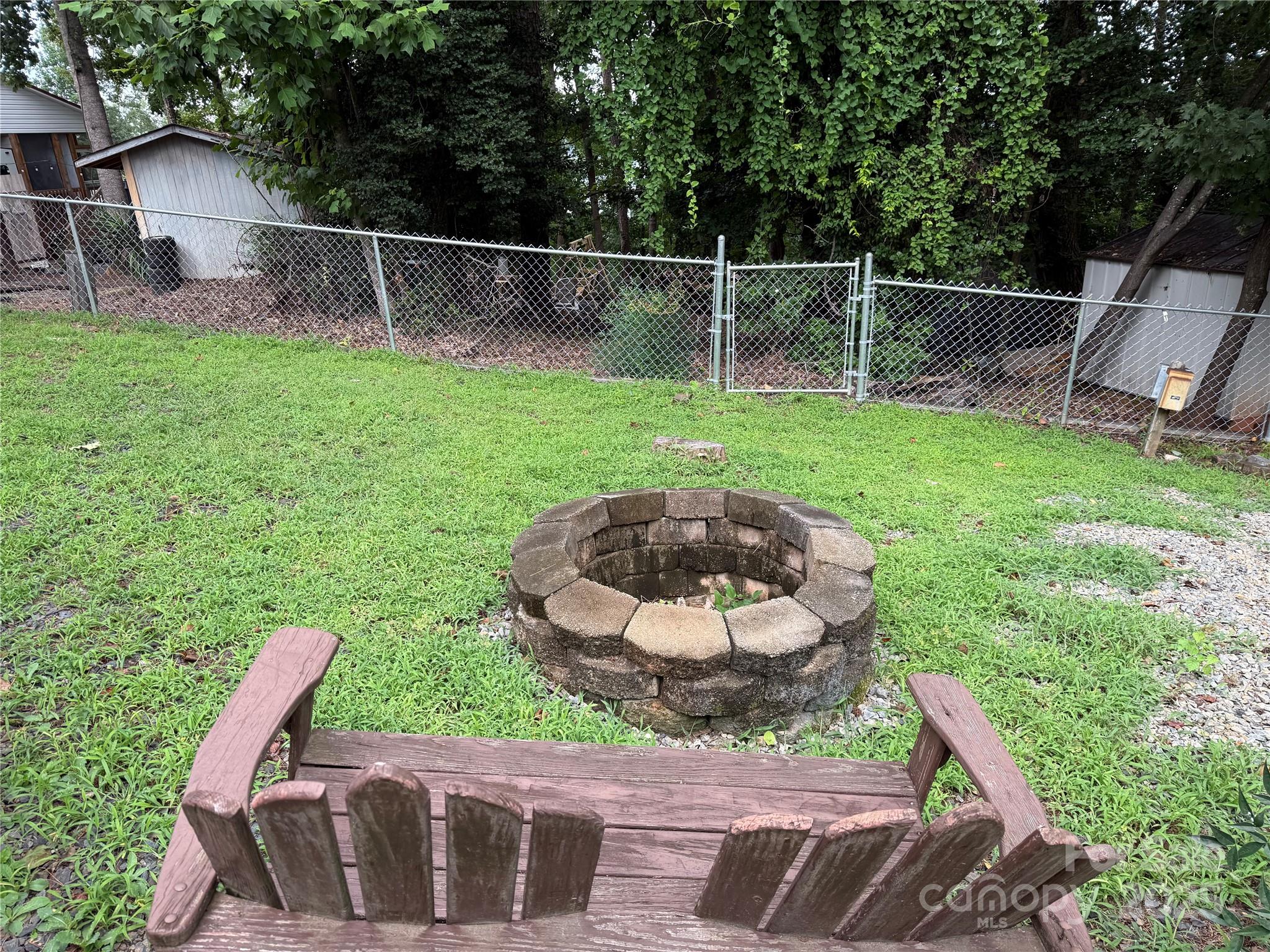 297/299 Lake Tillery Trail E112/113