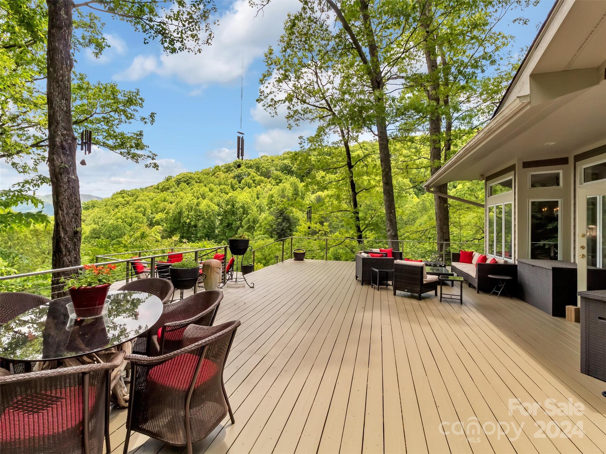 Laurel Ridge Country Club - Residential