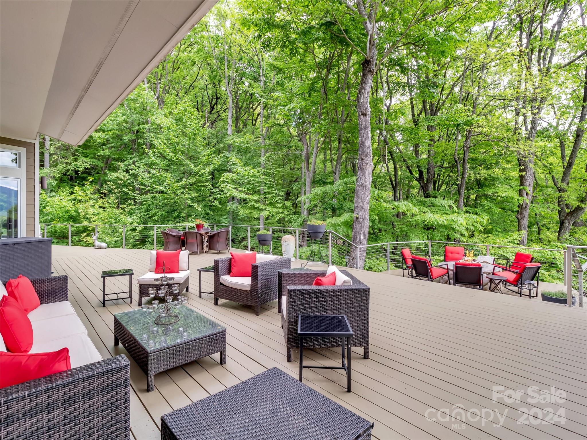 Laurel Ridge Country Club - Residential