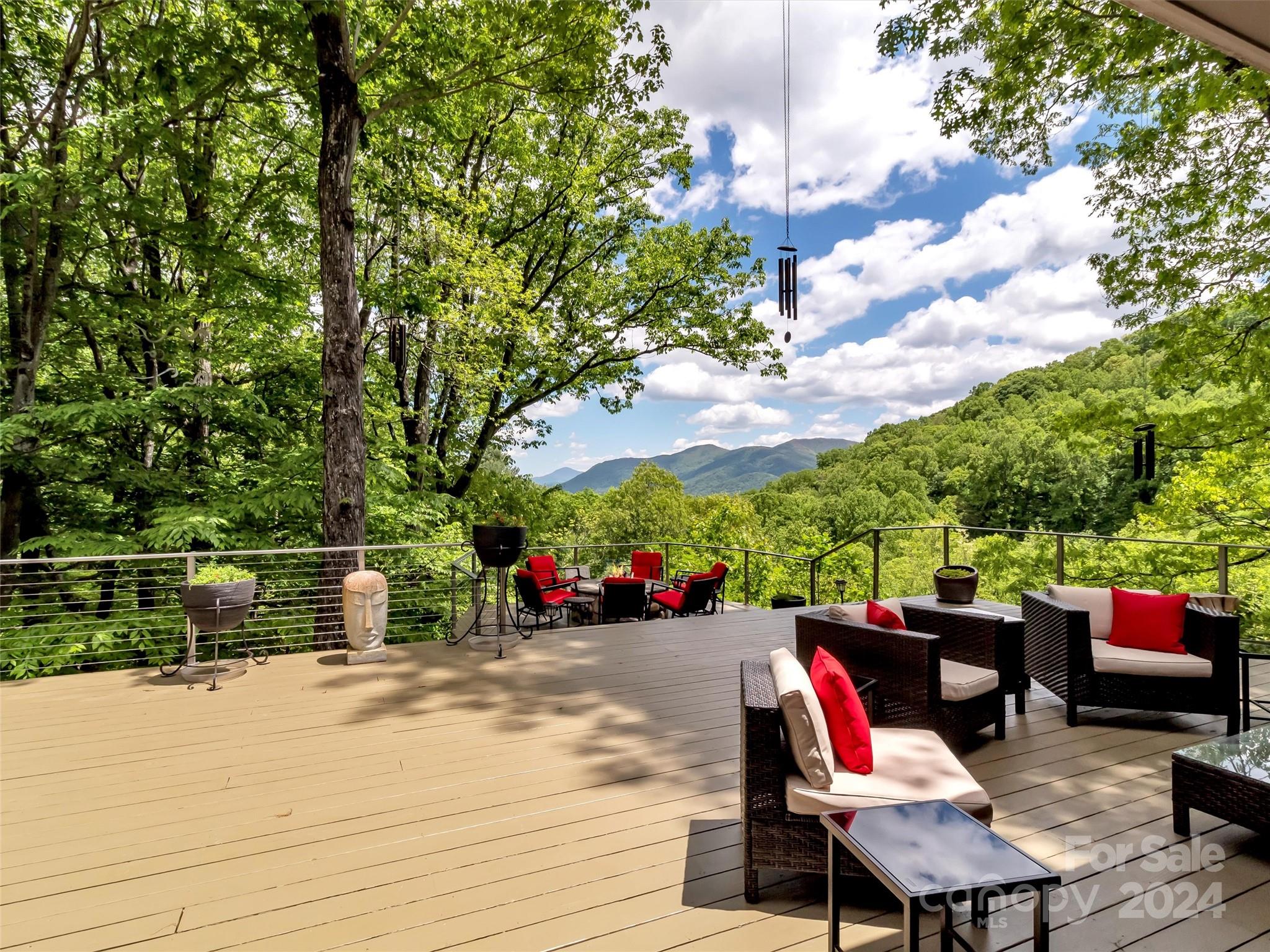 Laurel Ridge Country Club - Residential