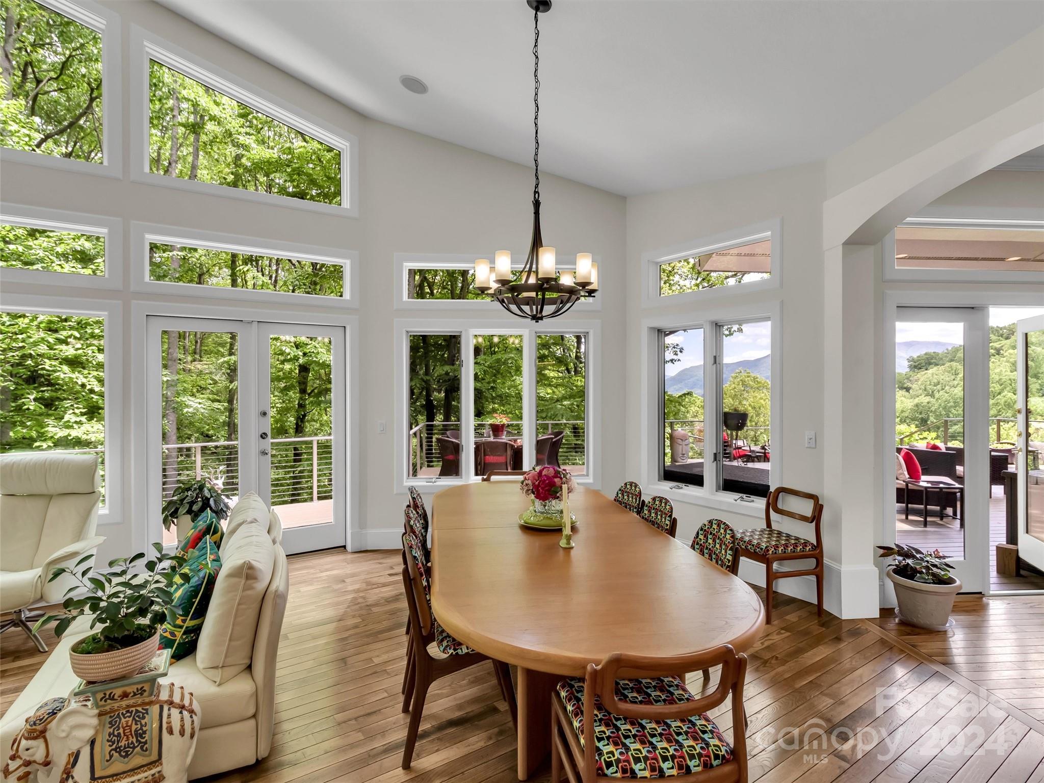 Laurel Ridge Country Club - Residential