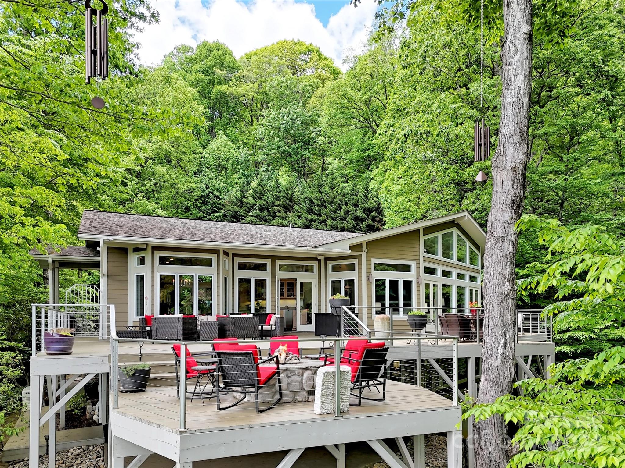 Laurel Ridge Country Club - Residential