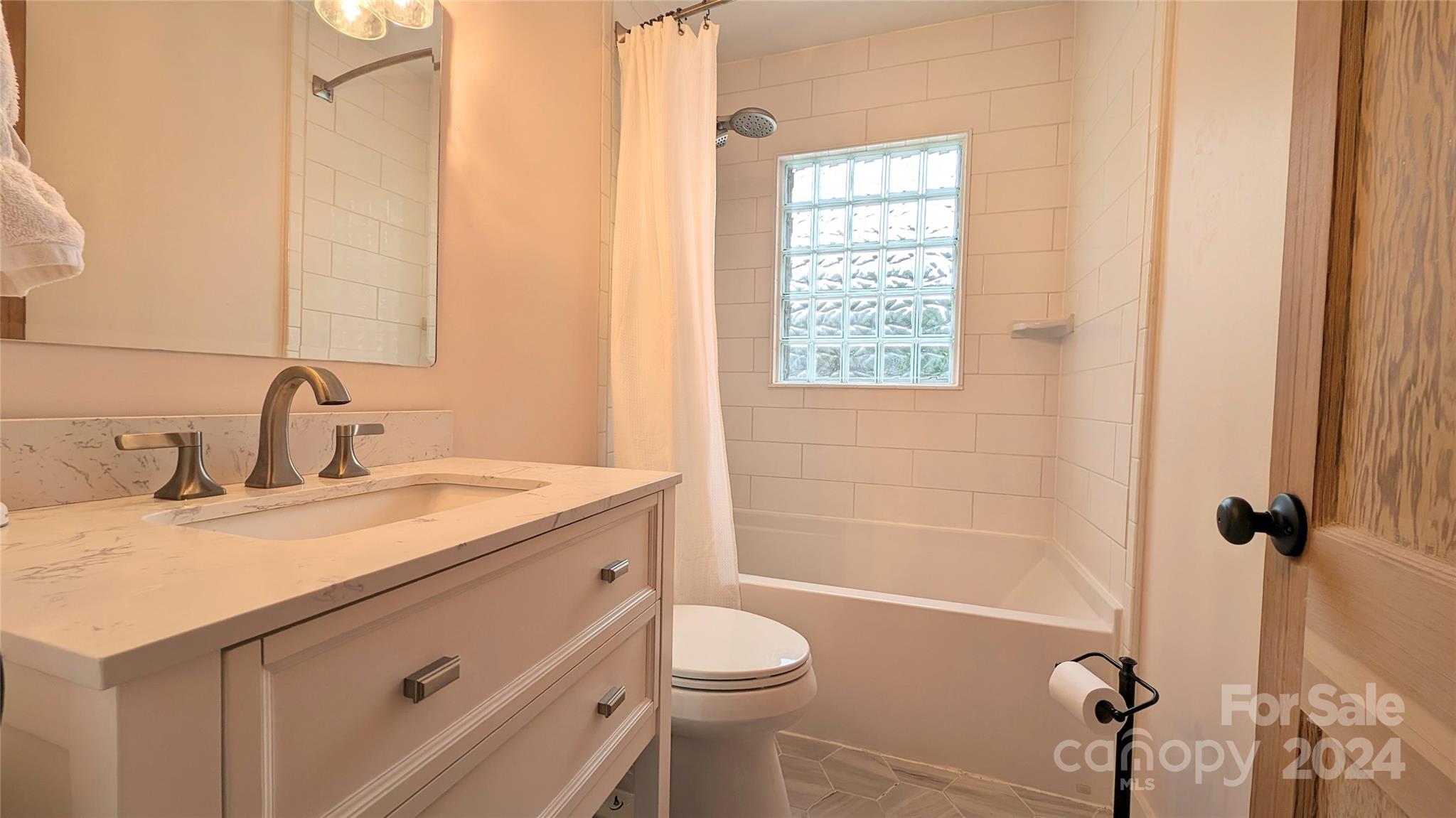 Seventeen Acres - Residential