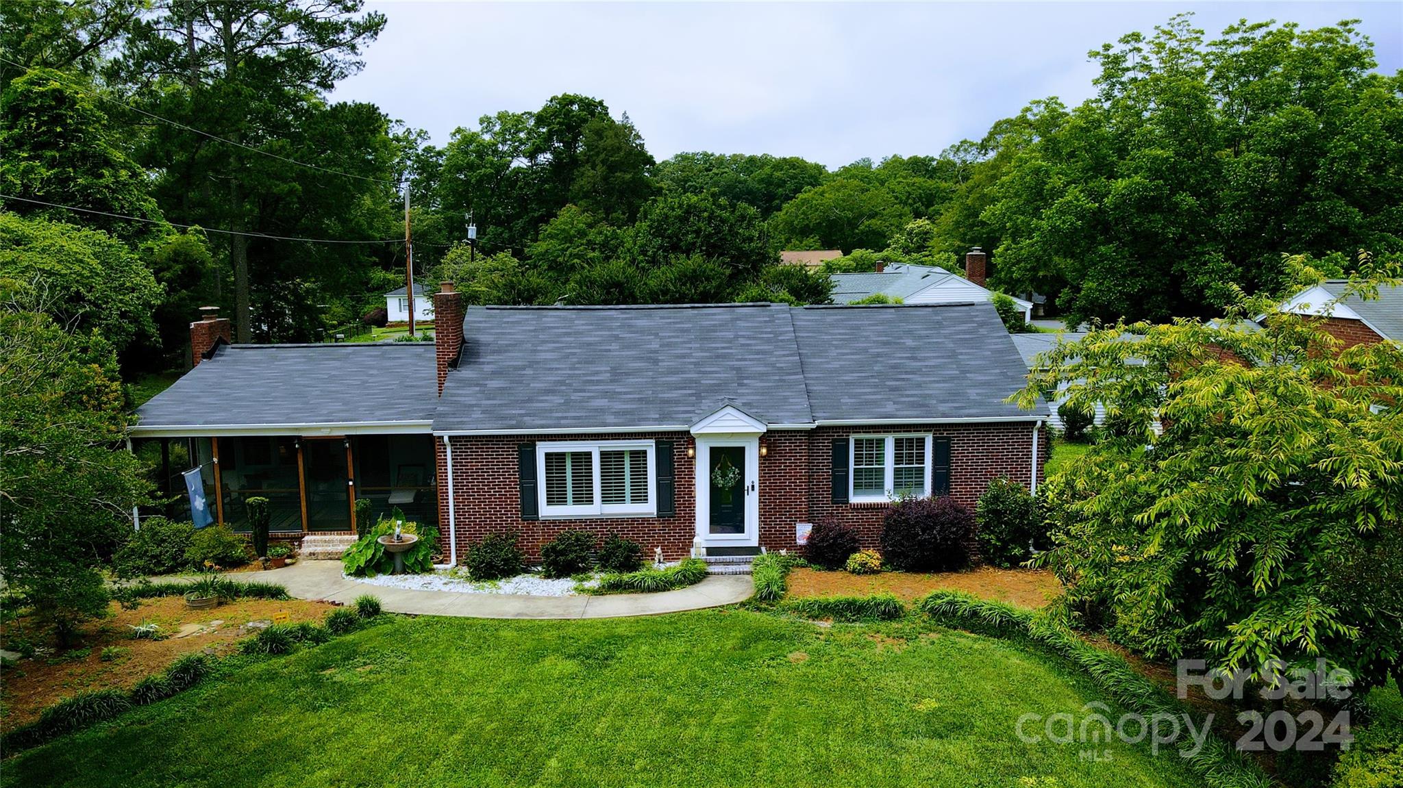 Seventeen Acres - Residential