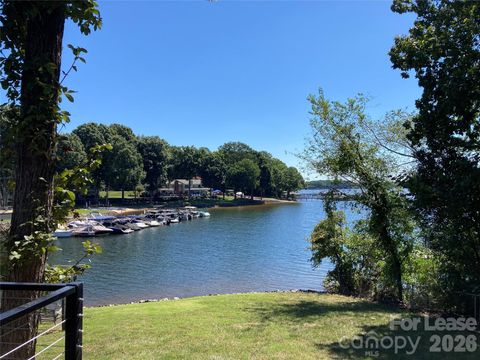 7942 Westcape Drive Denver NC 28037