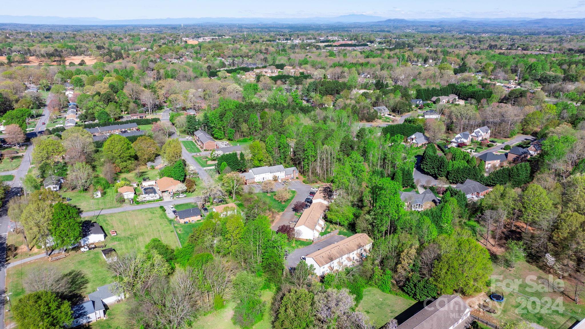 Huntsmoor - Residential