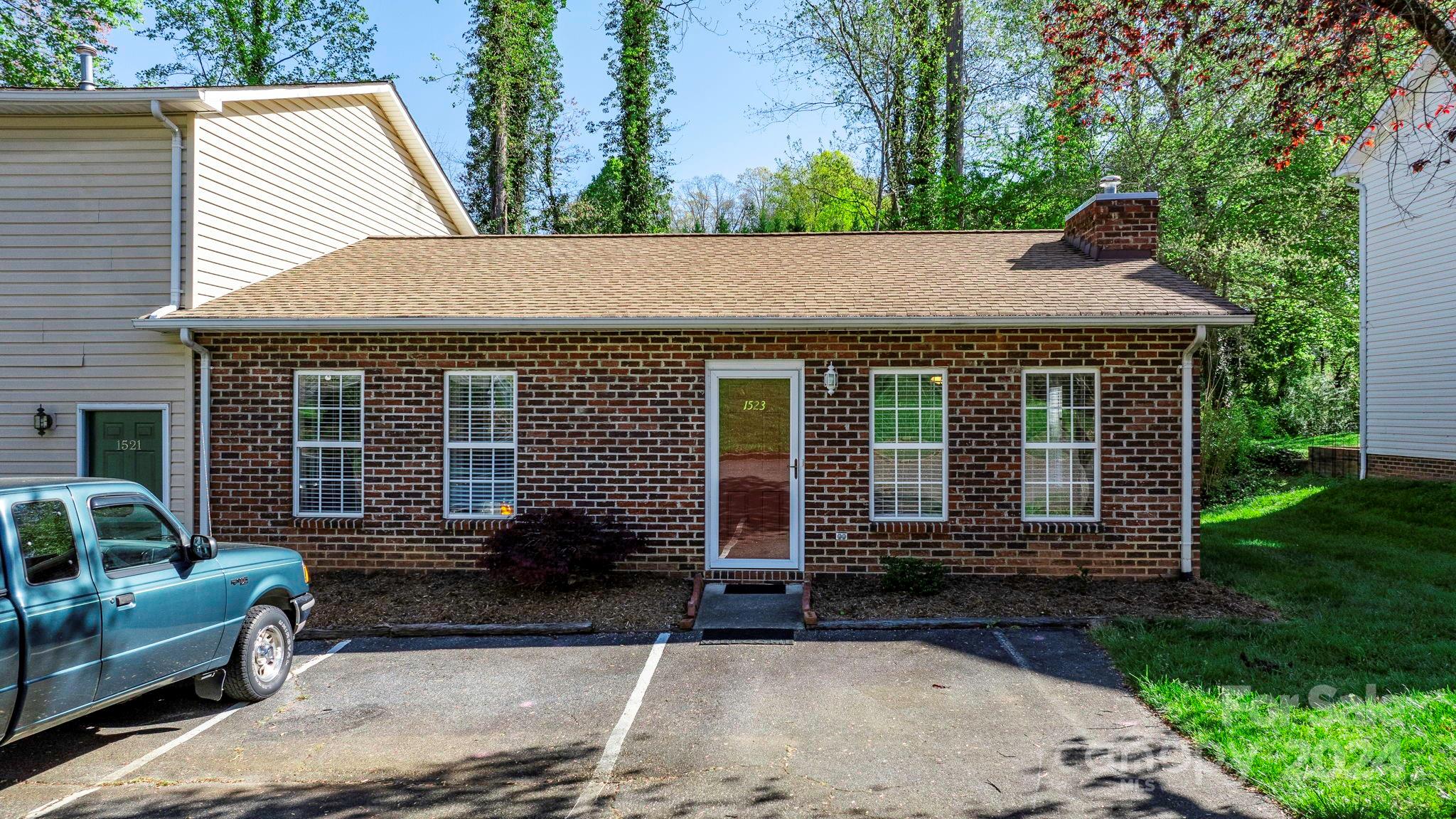 Huntsmoor - Residential