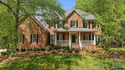 Photo of 5510 Providence Glen Road, Charlotte, NC 28270 (MLS # 4371962)