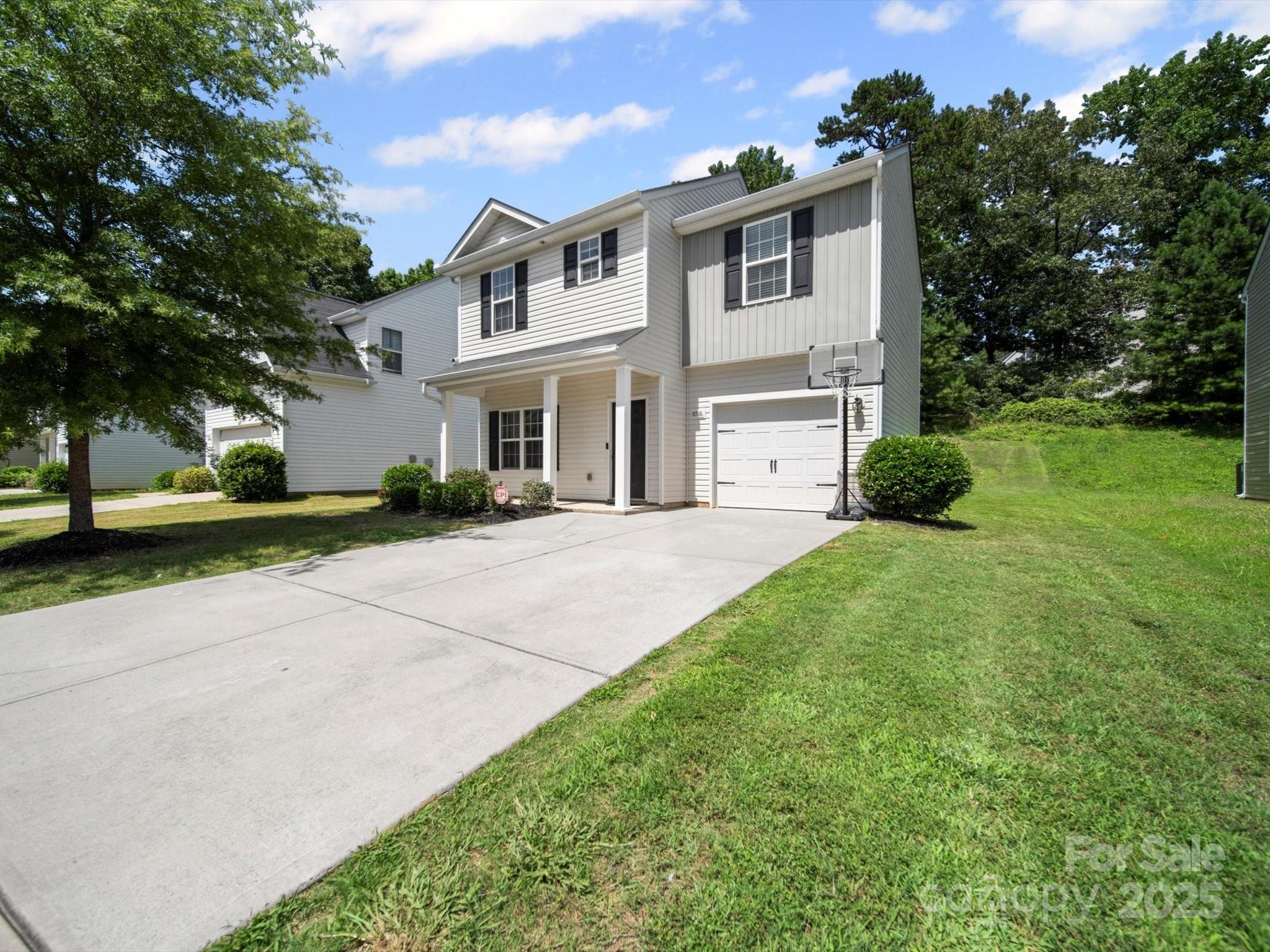 8516 Paw Valley Lane
