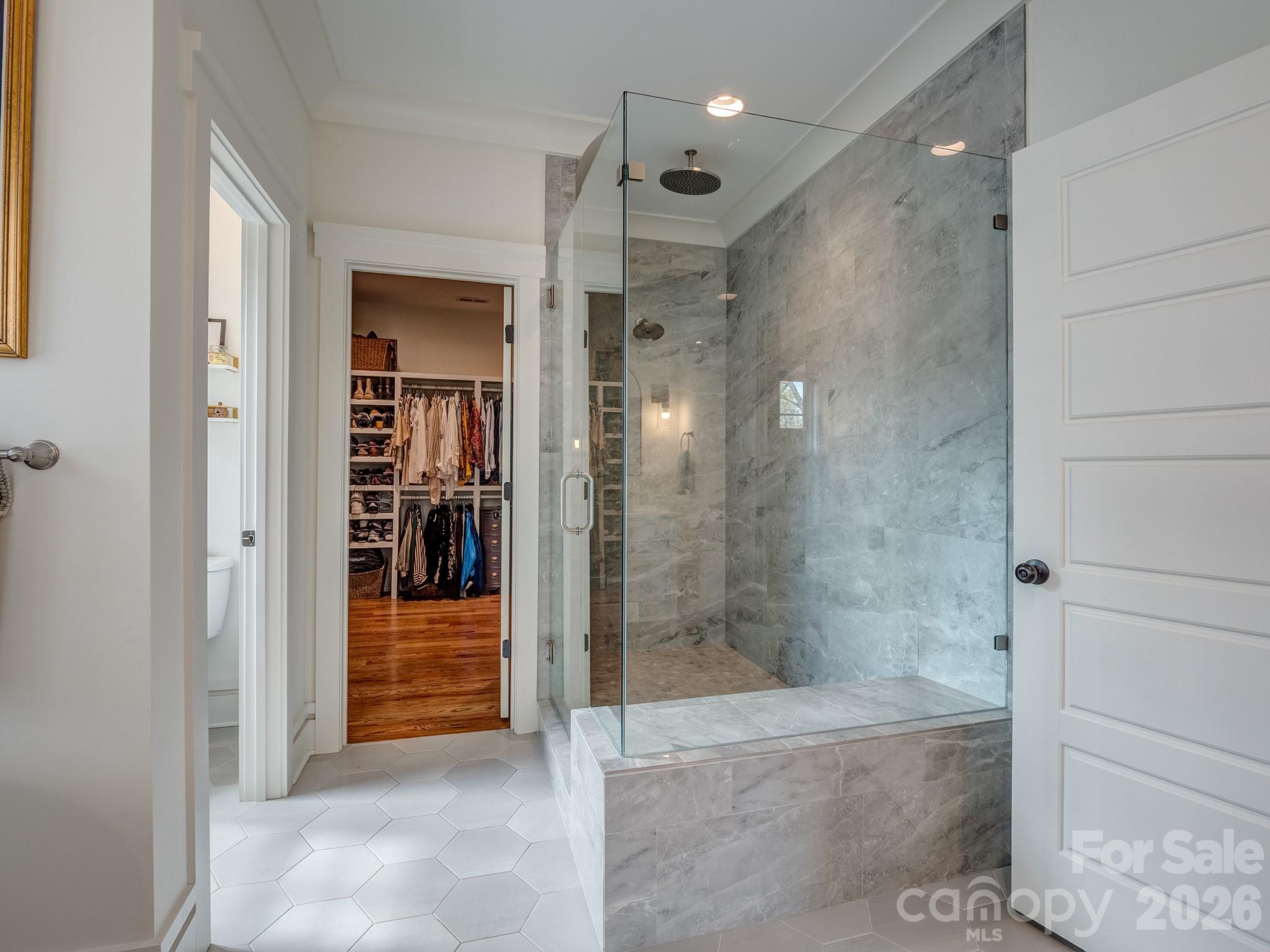 Plaza Hills - Residential