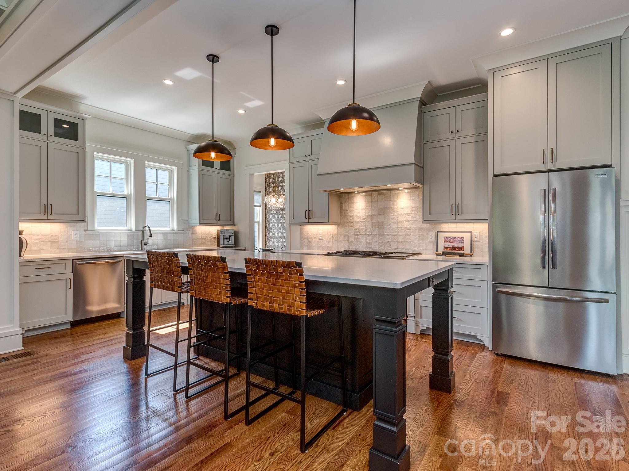 Plaza Hills - Residential