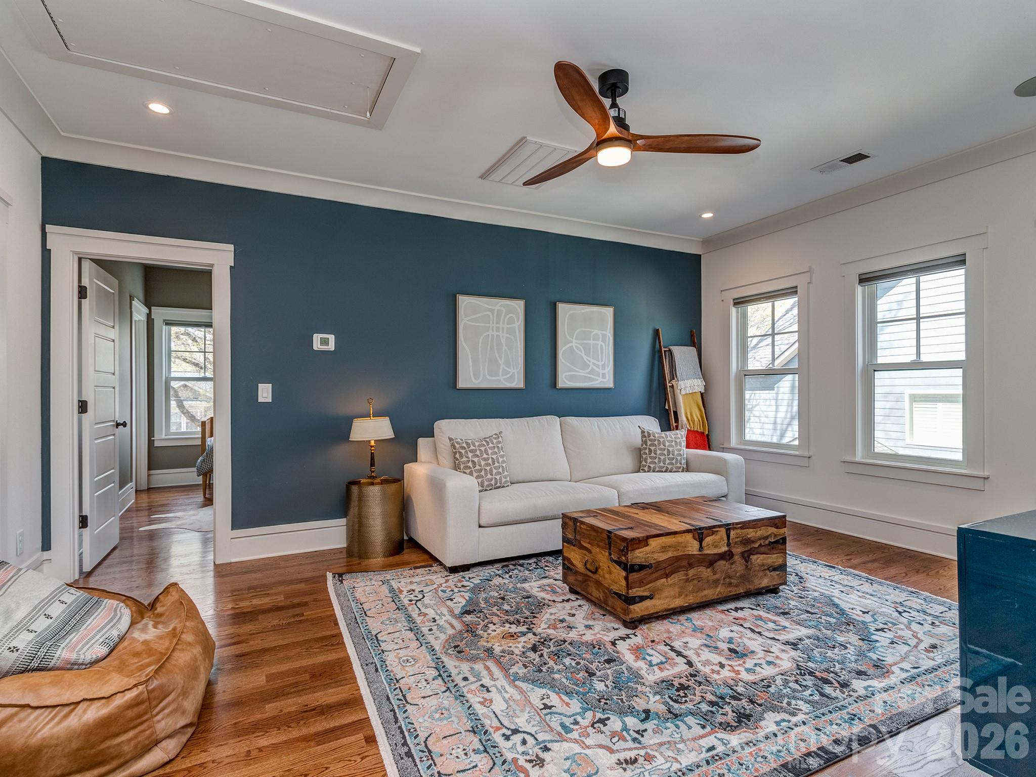 Plaza Hills - Residential