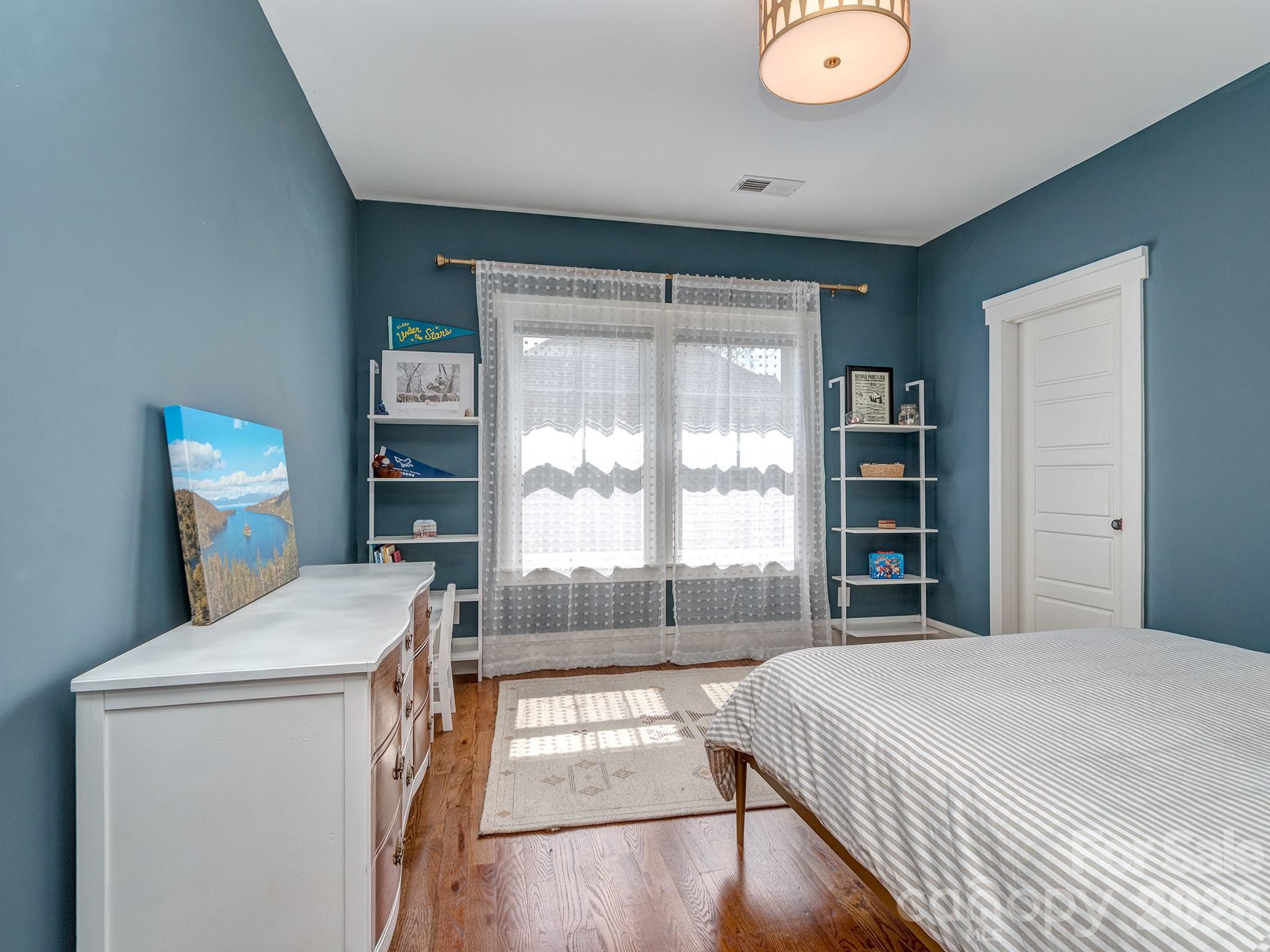 Plaza Hills - Residential