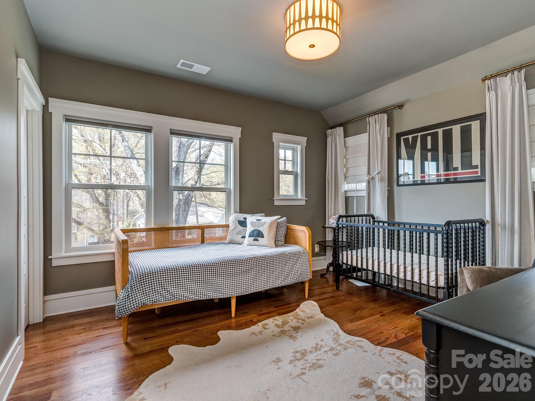 Plaza Hills - Residential