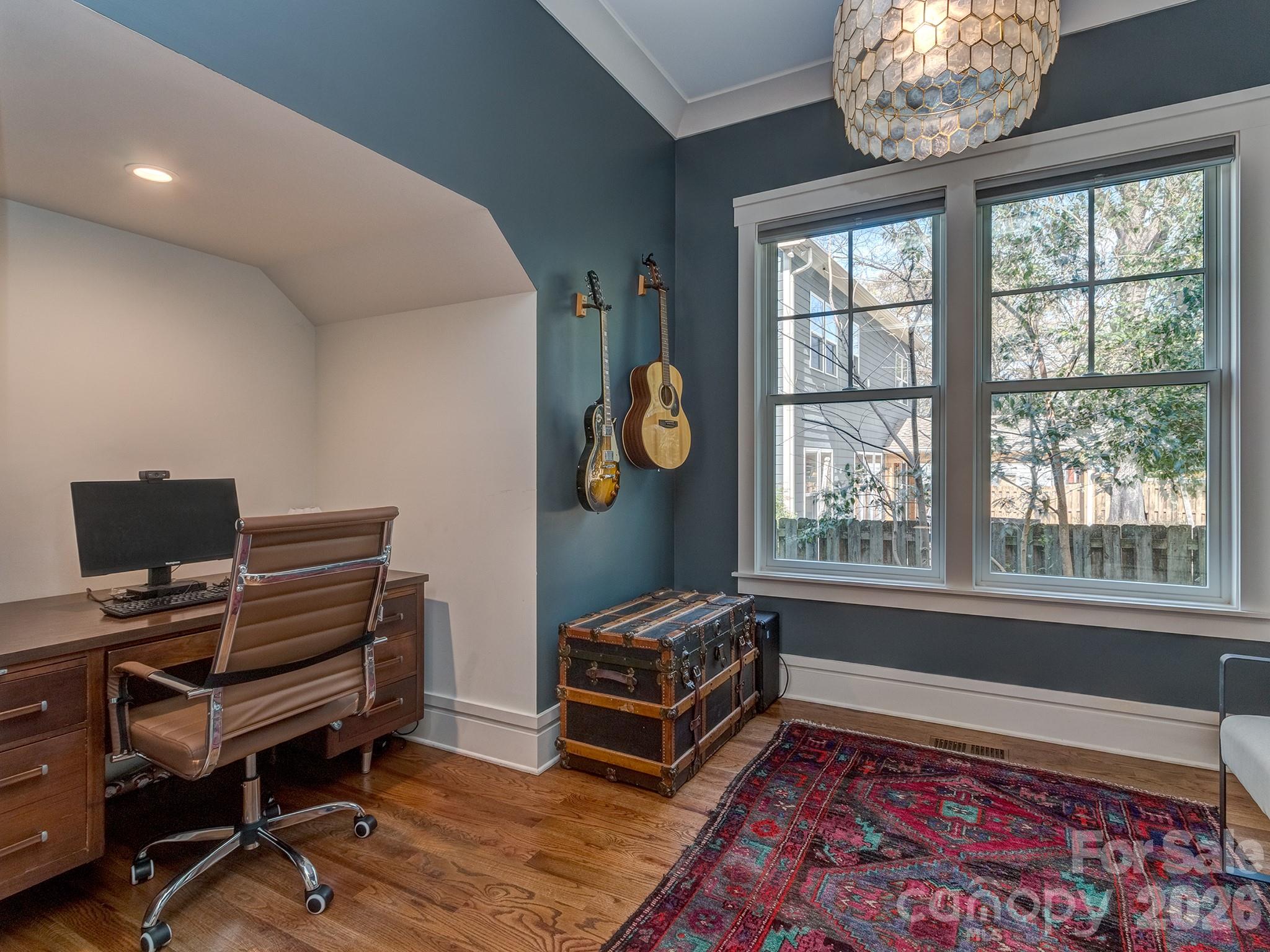 Plaza Hills - Residential