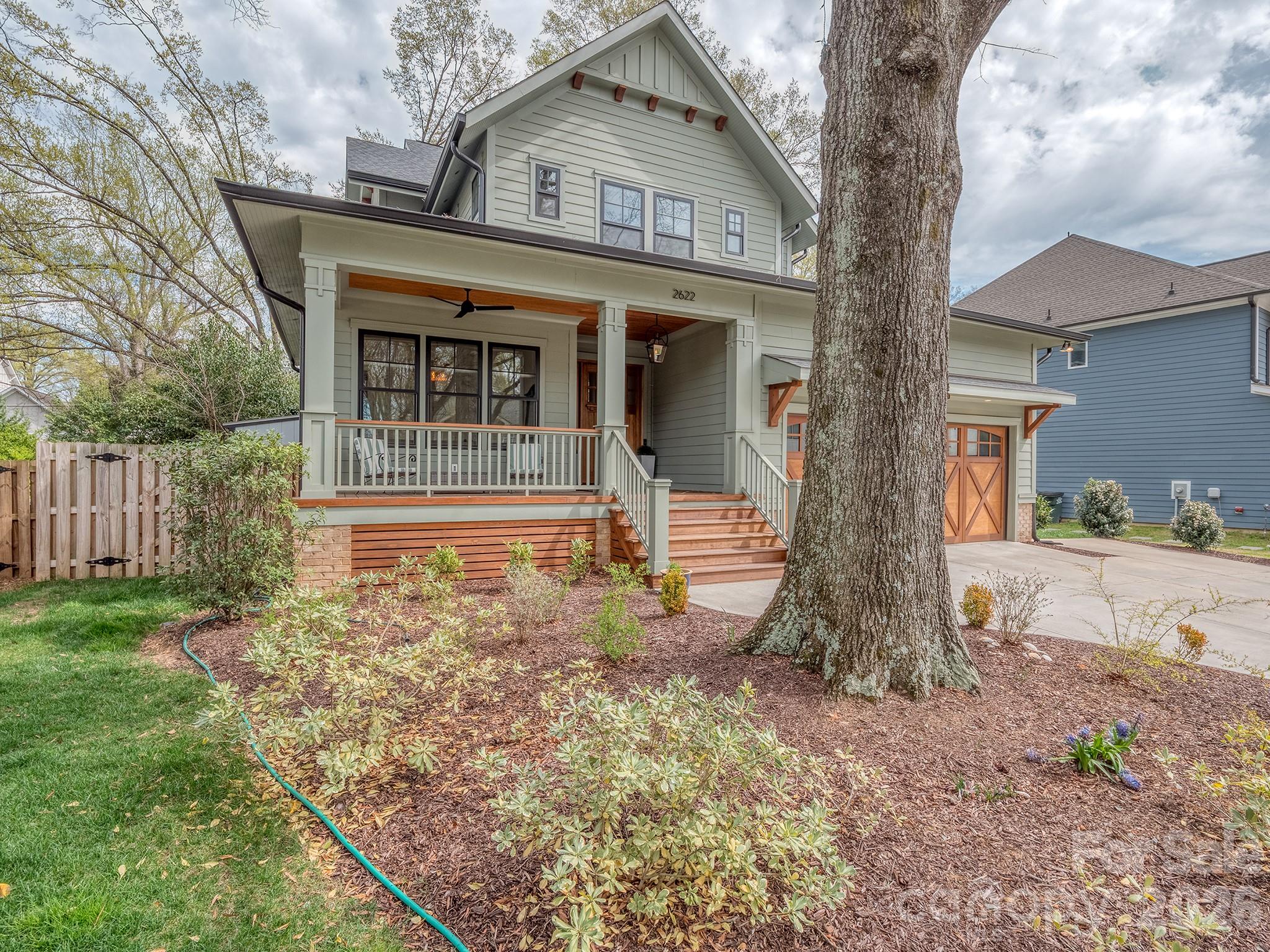 Plaza Hills - Residential