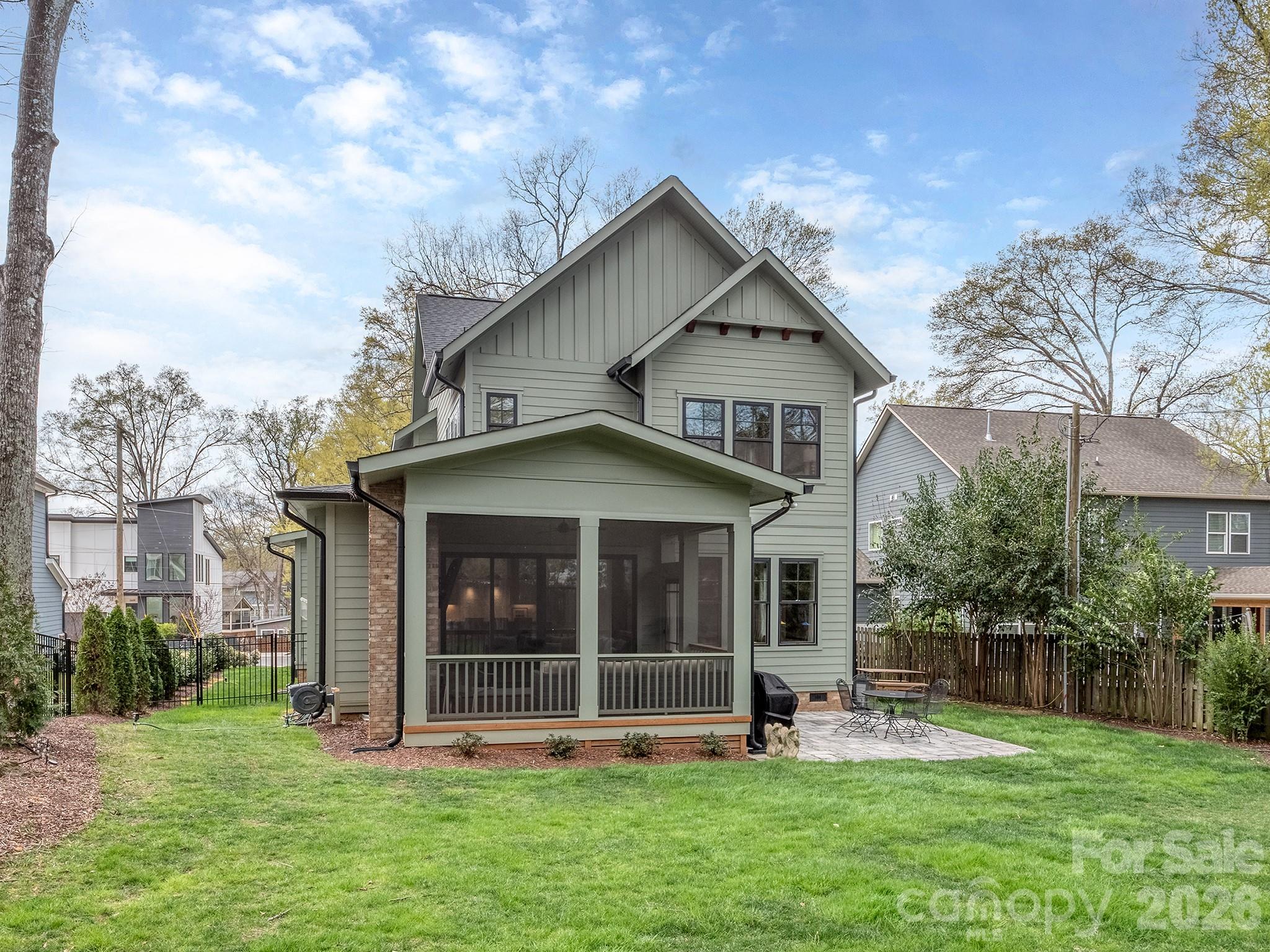 Plaza Hills - Residential