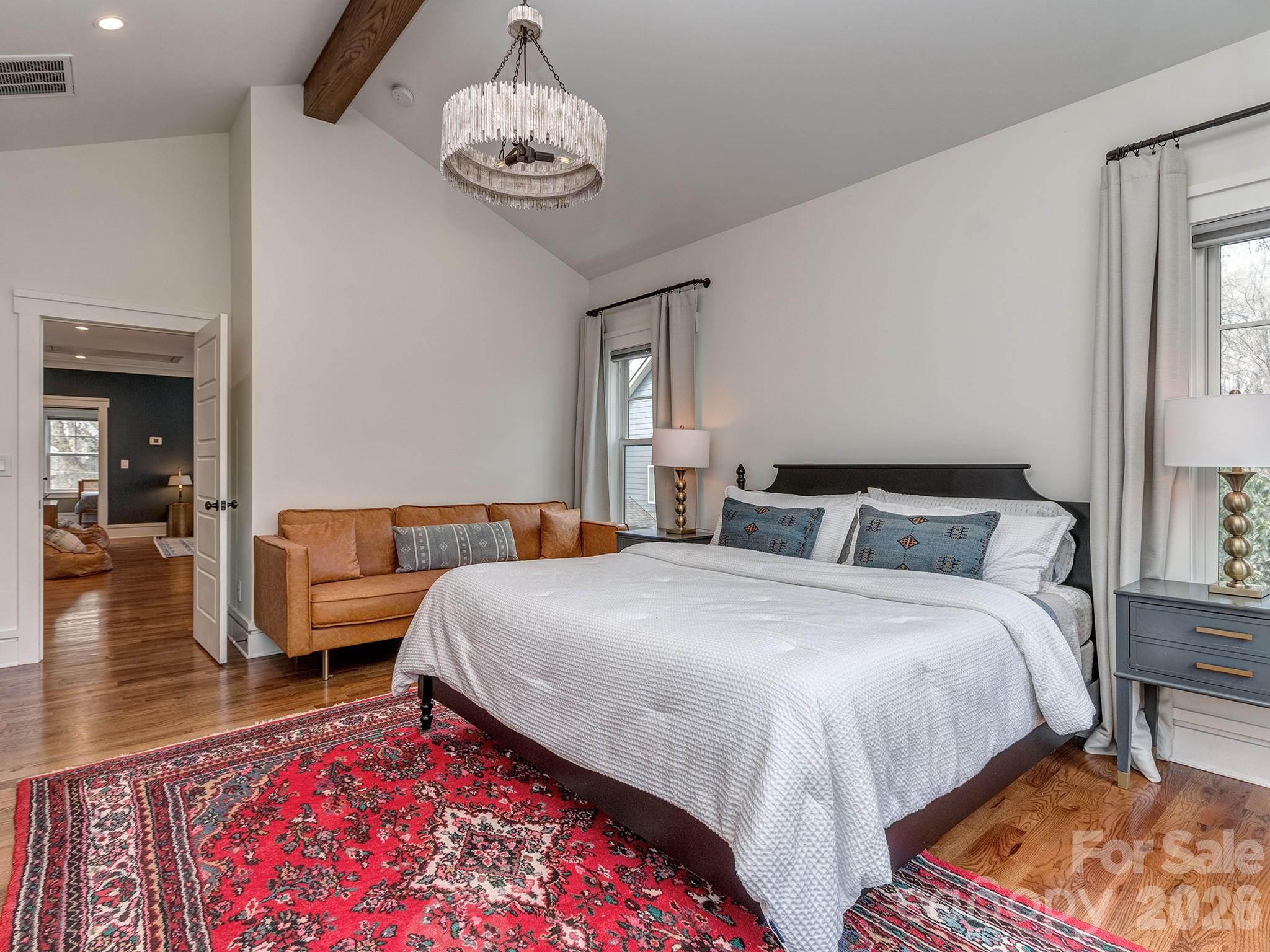 Plaza Hills - Residential