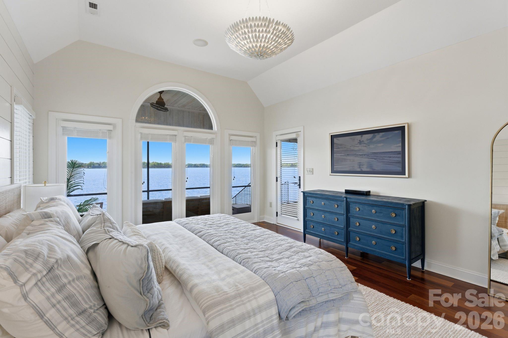 Bridgeport - Residential