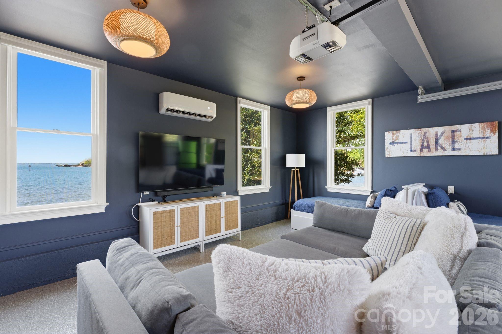 Bridgeport - Residential