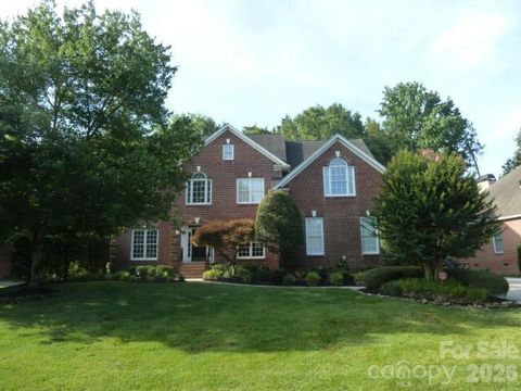 Photo of 5403 Stallworth Drive, Charlotte, NC 28226 (MLS # 4395748)
