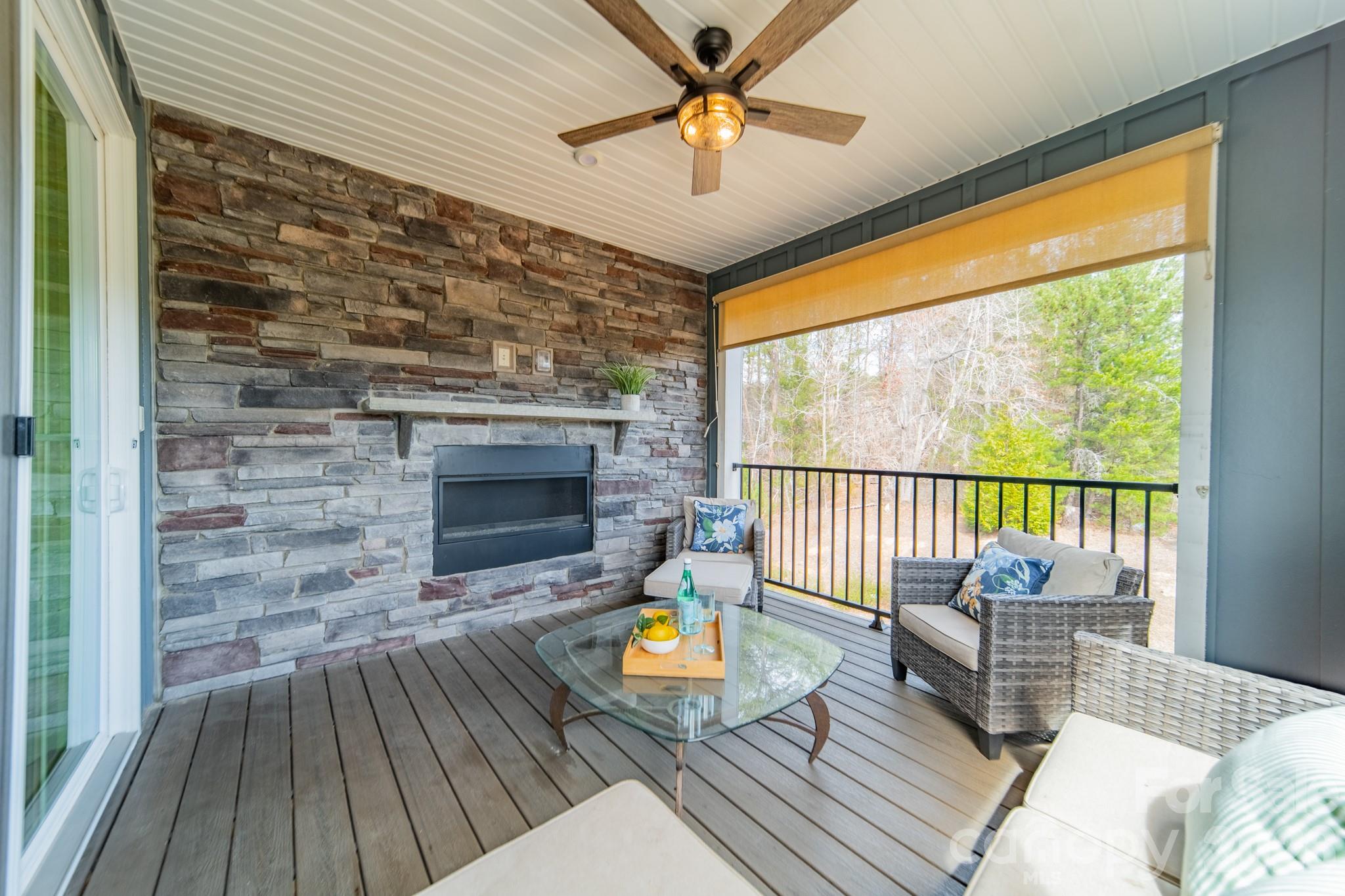 Trinity Townes - Residential