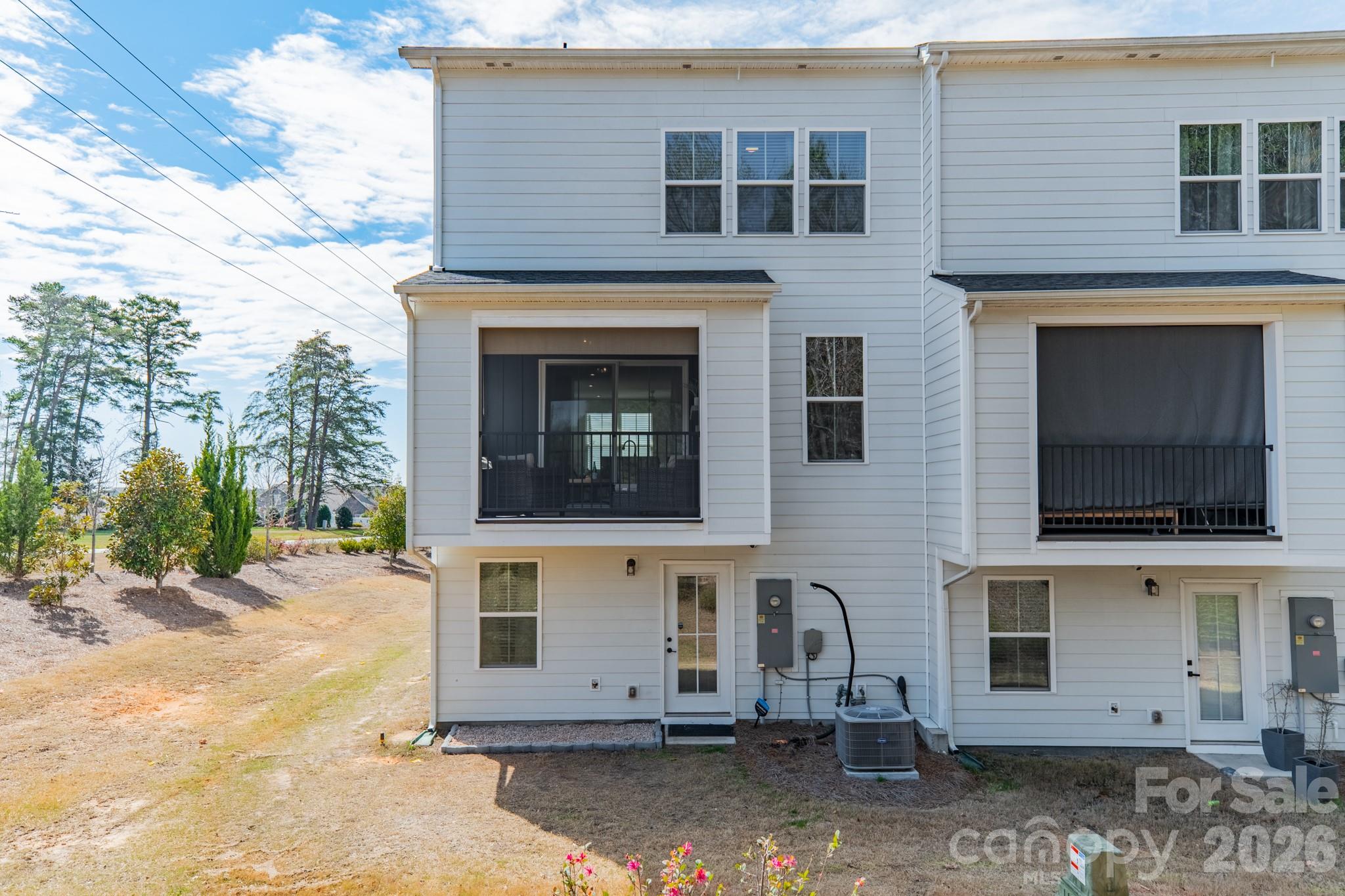 Trinity Townes - Residential