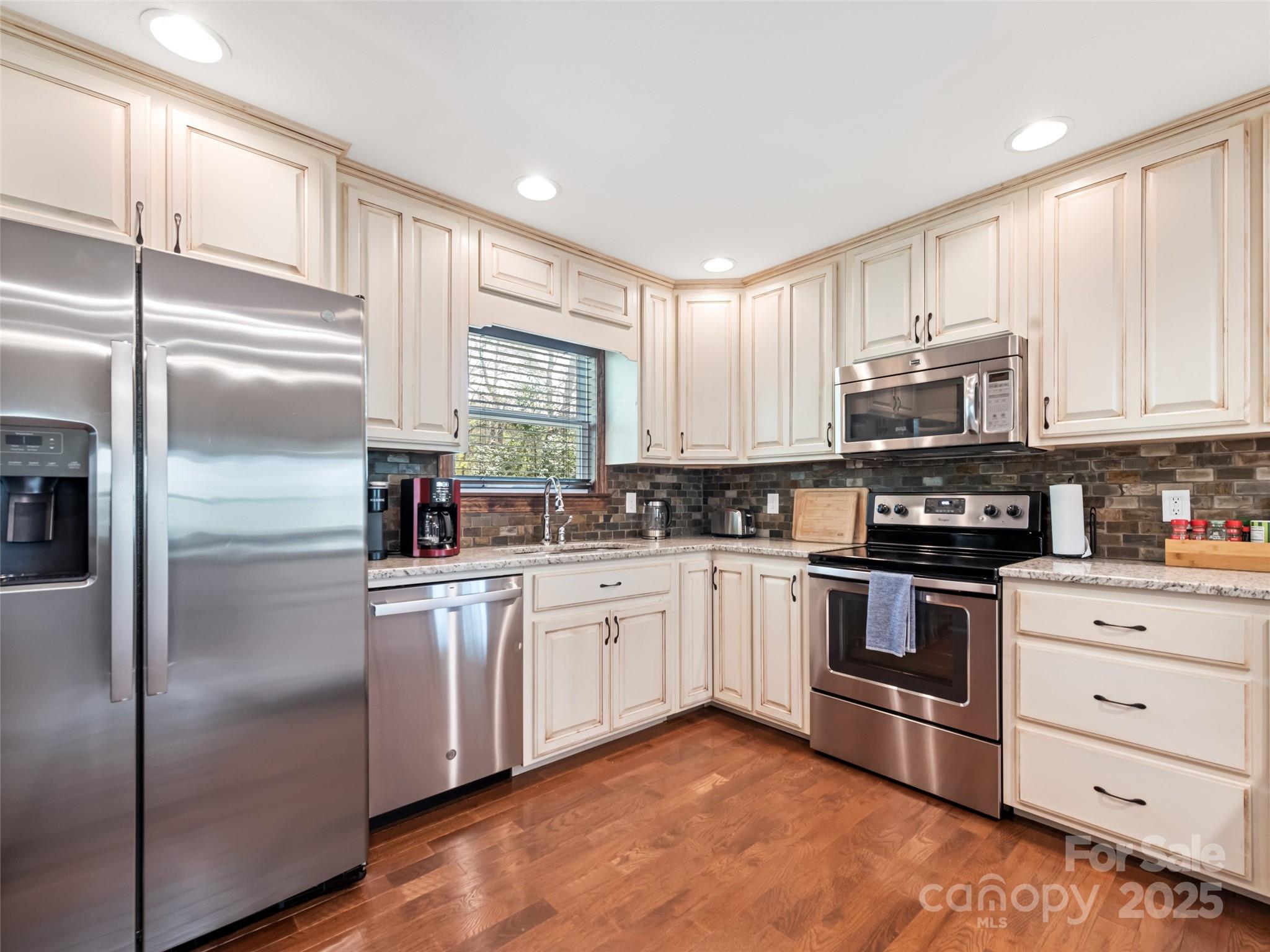 Riverside Acres - Residential