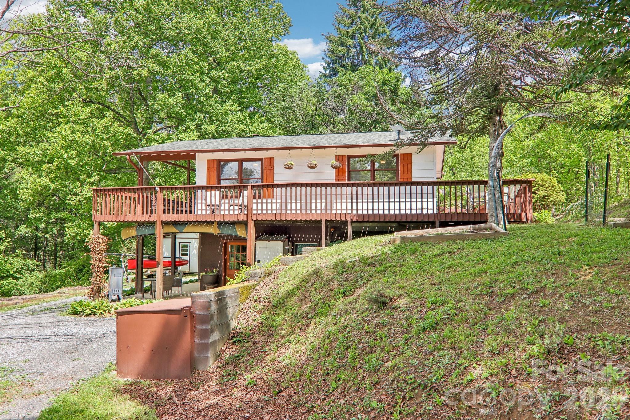 34 Lindsey Hill Lane