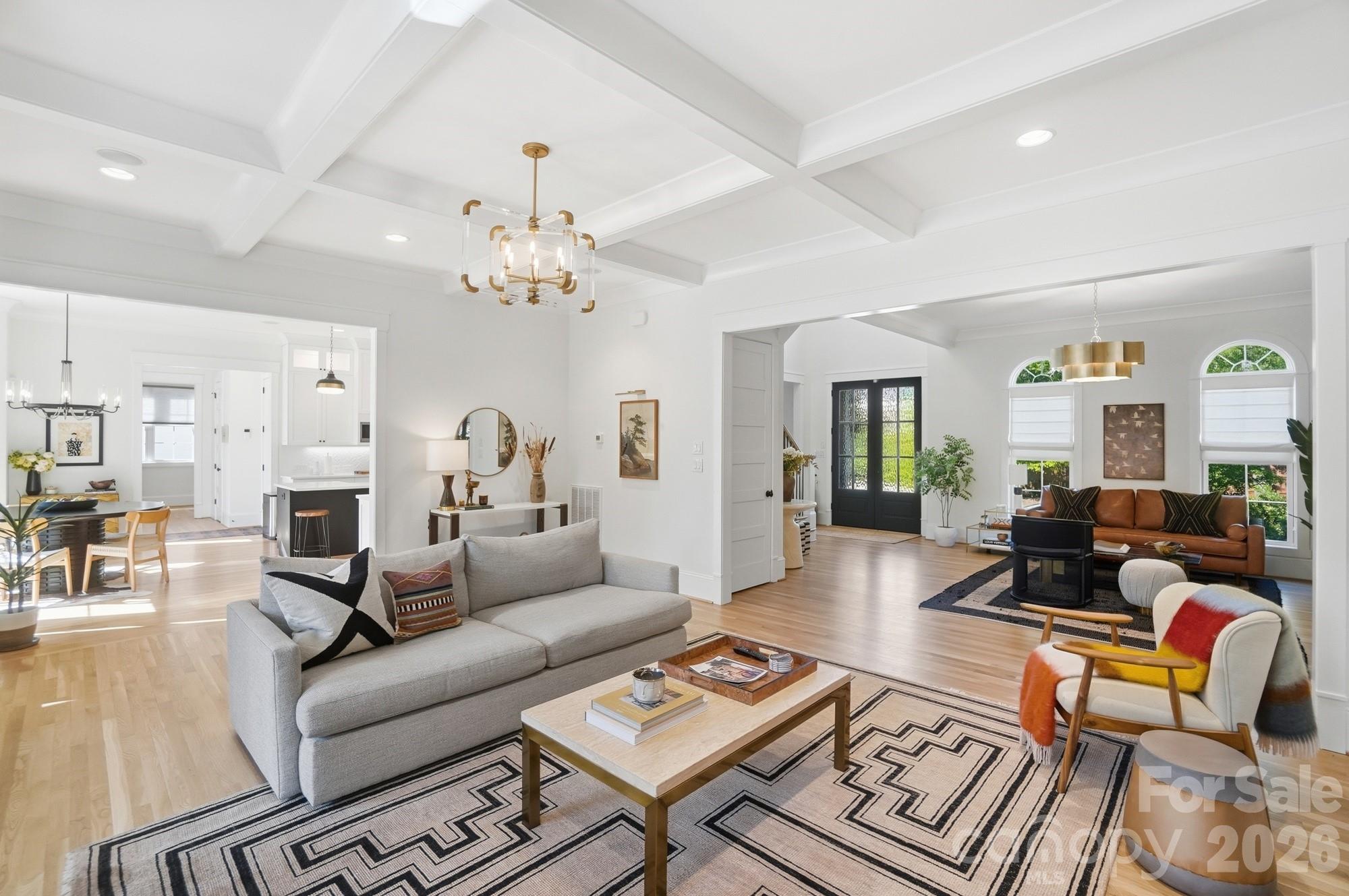 Alexander Crest - Residential